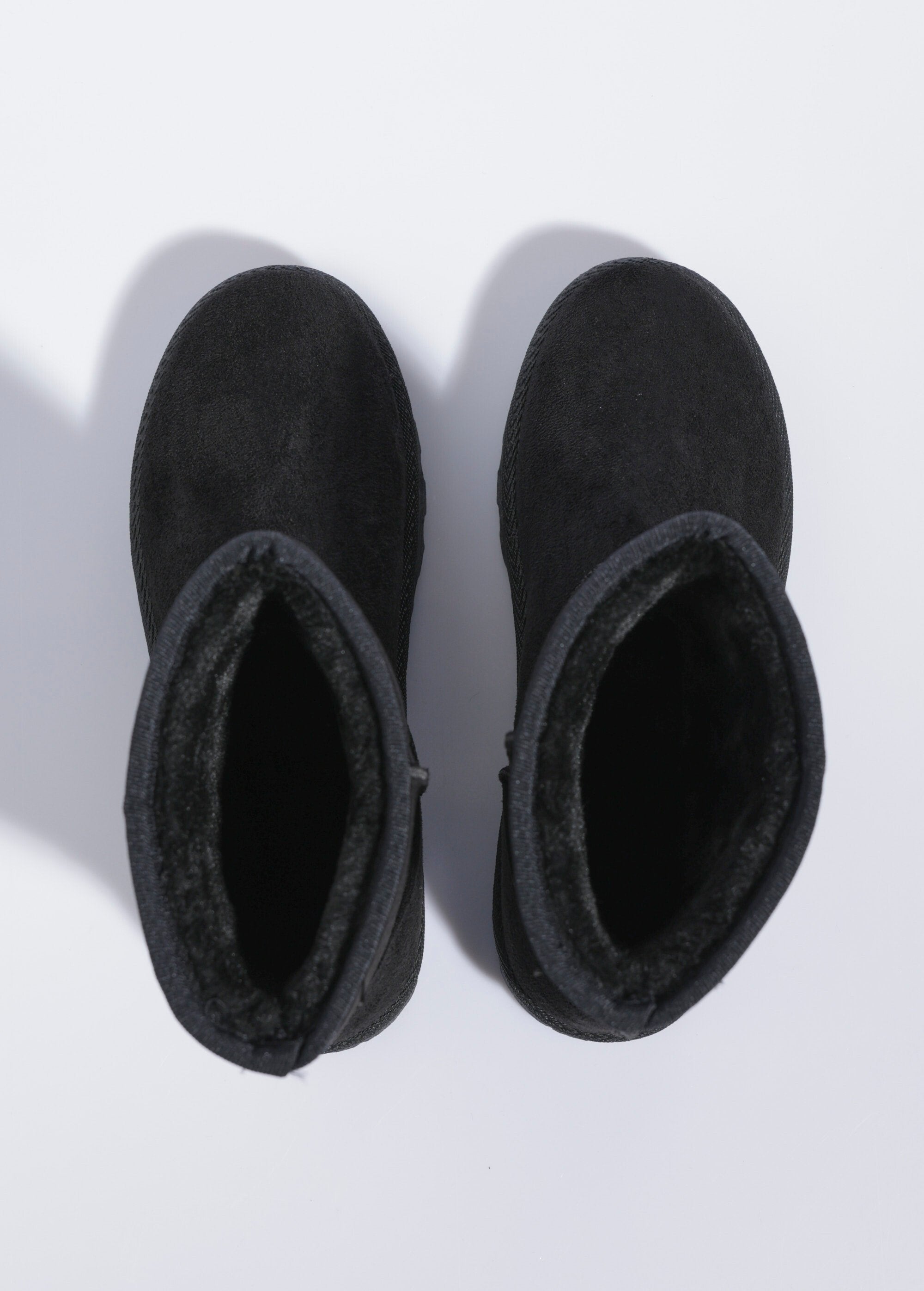 Warm_fur-lined_boots_with_wedge_sole_Black_OV1_slim