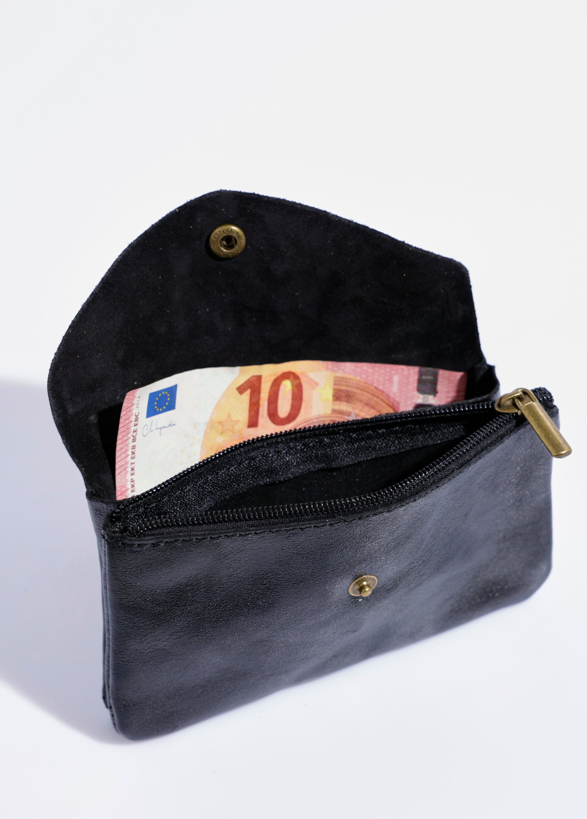 Large_shiny_leather_purse_Black_DE2_slim