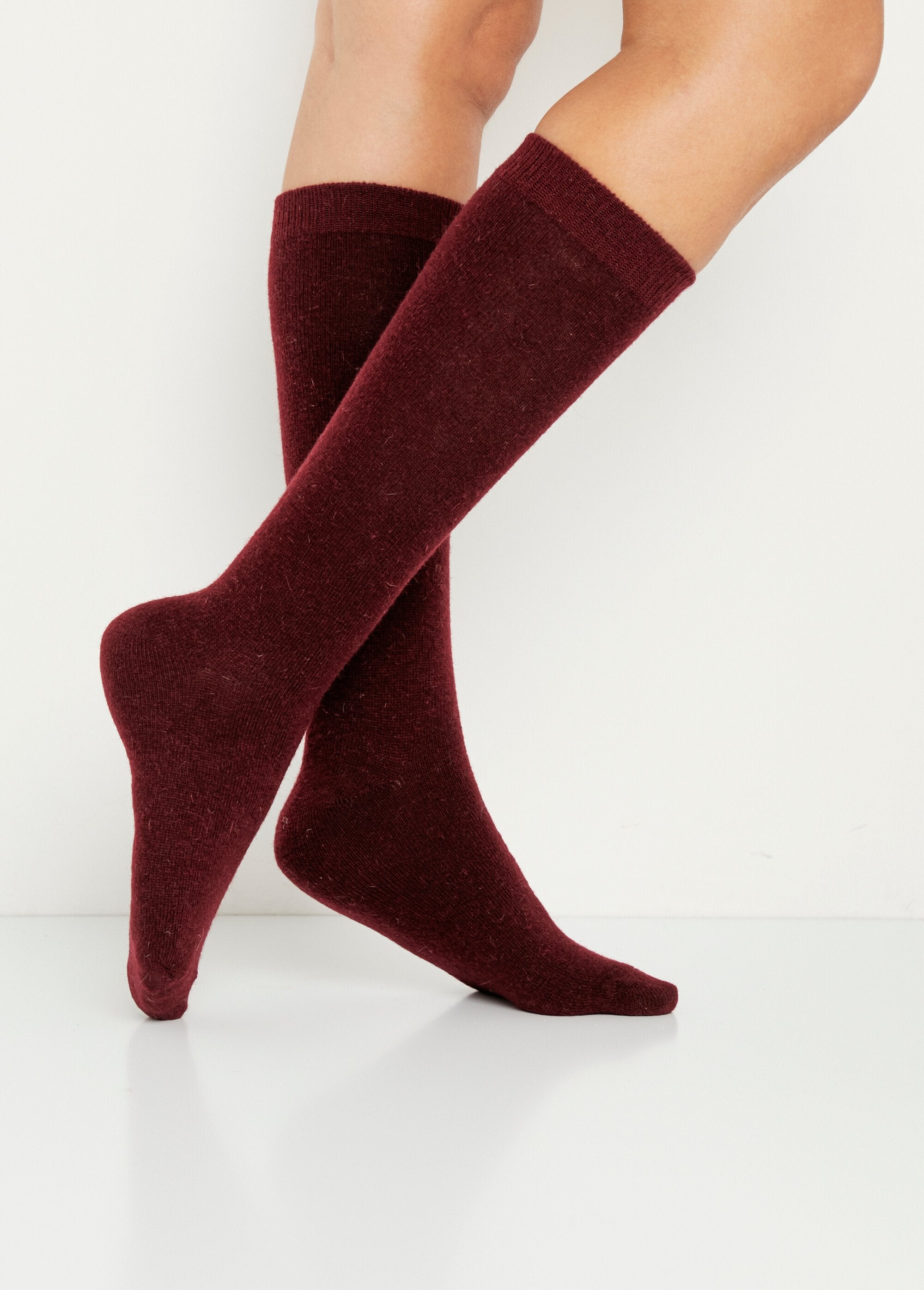 Warm_wool_and_angora_socks_Bordeaux_DR1_slim