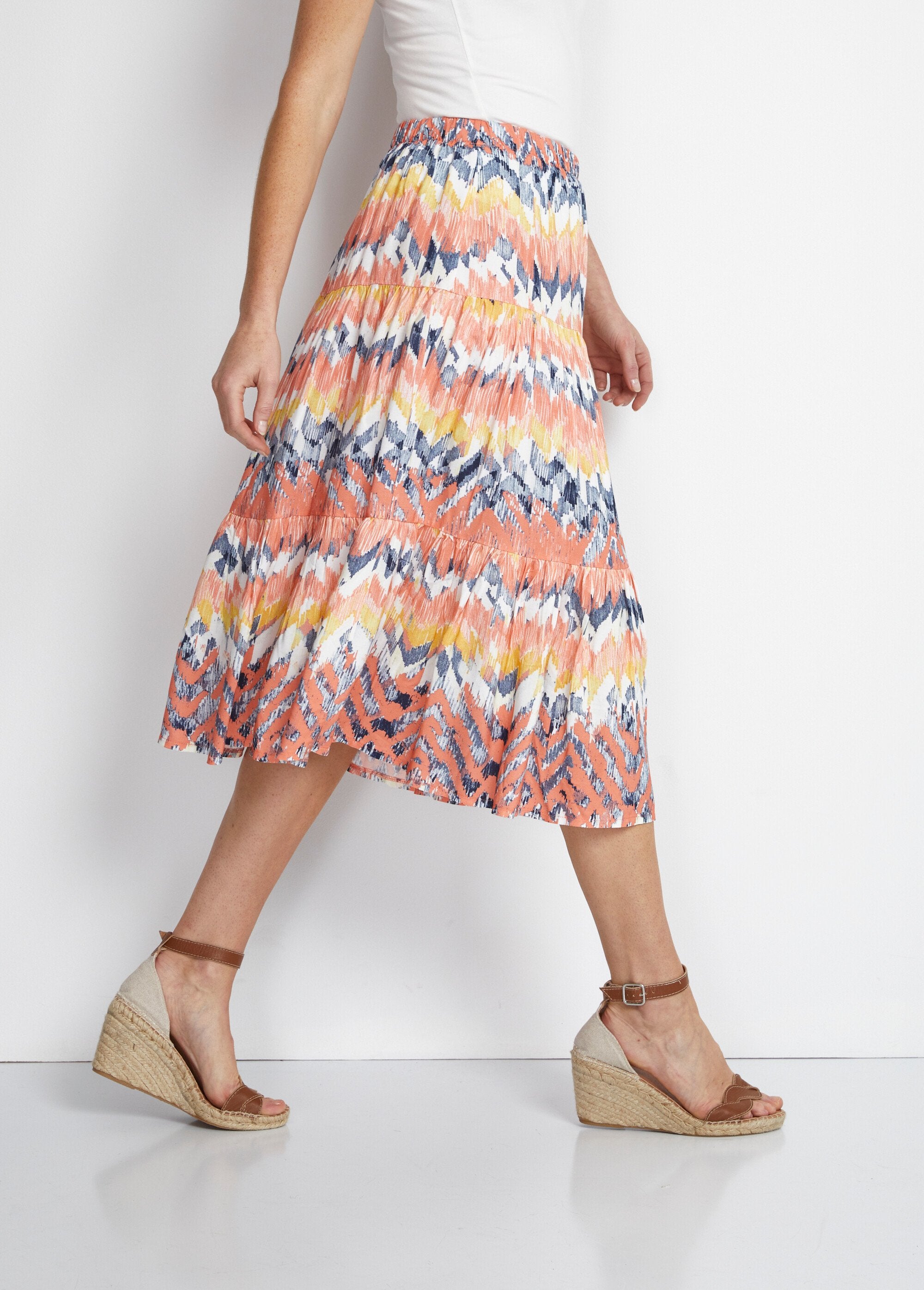 Long_printed_ruffled_skirt_Orange_Imp_DR1_slim