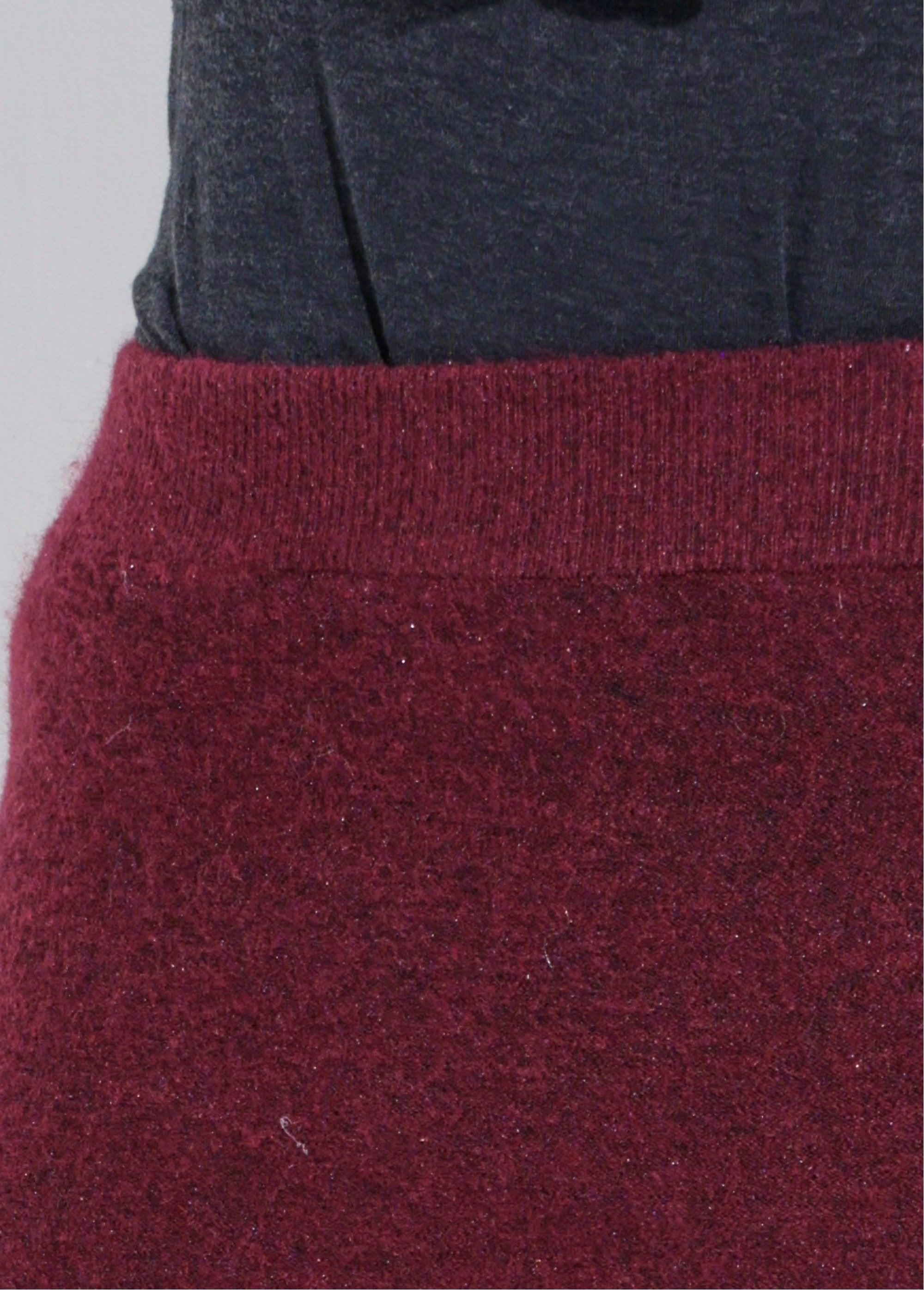 Long_tulip-shaped_mesh_skirt_Bordeaux_DE1_slim