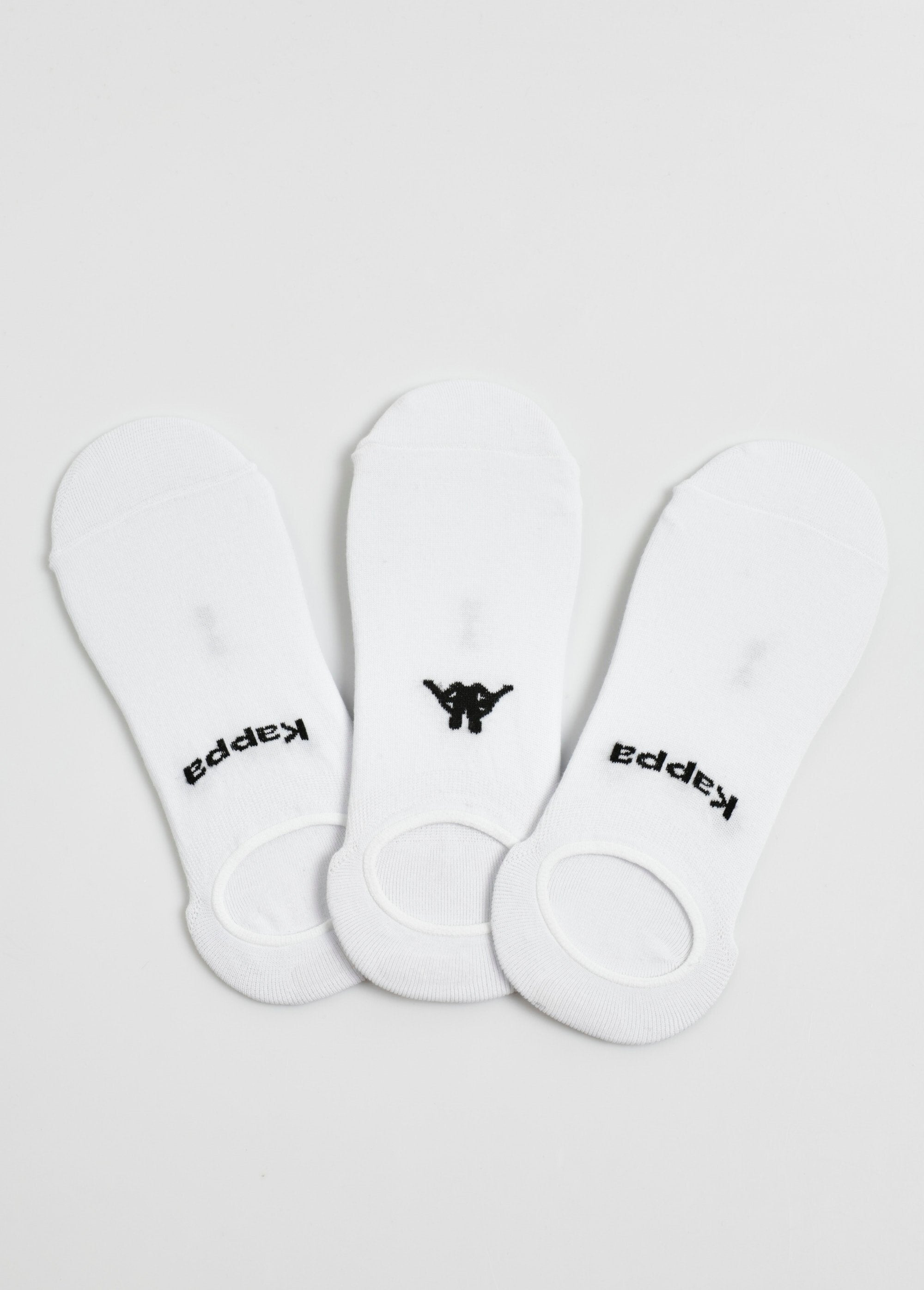 Pack_of_3_invisible_socks,_dark_White_AP1_slim