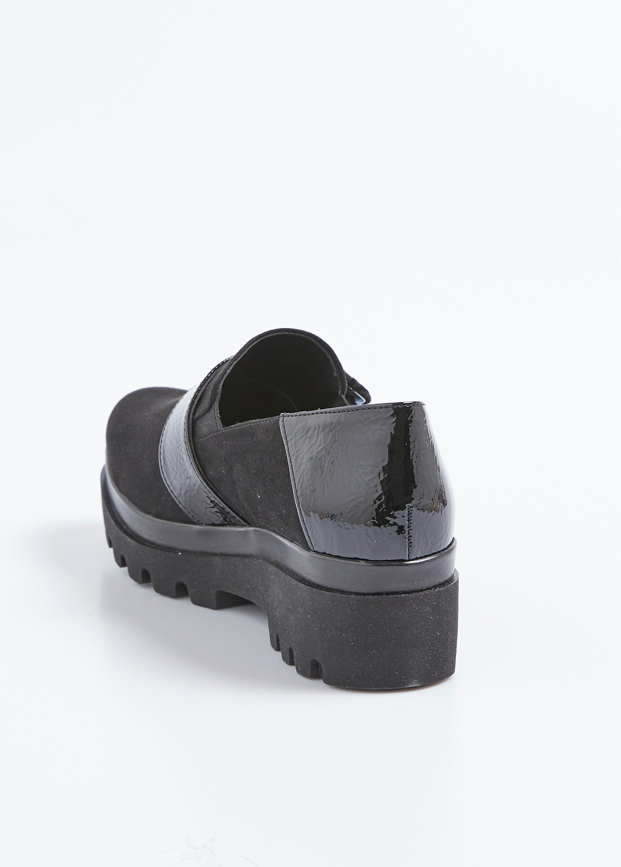 Elasticated_lugged_sole_loafers,_comfort_width_Black_DO1_slim