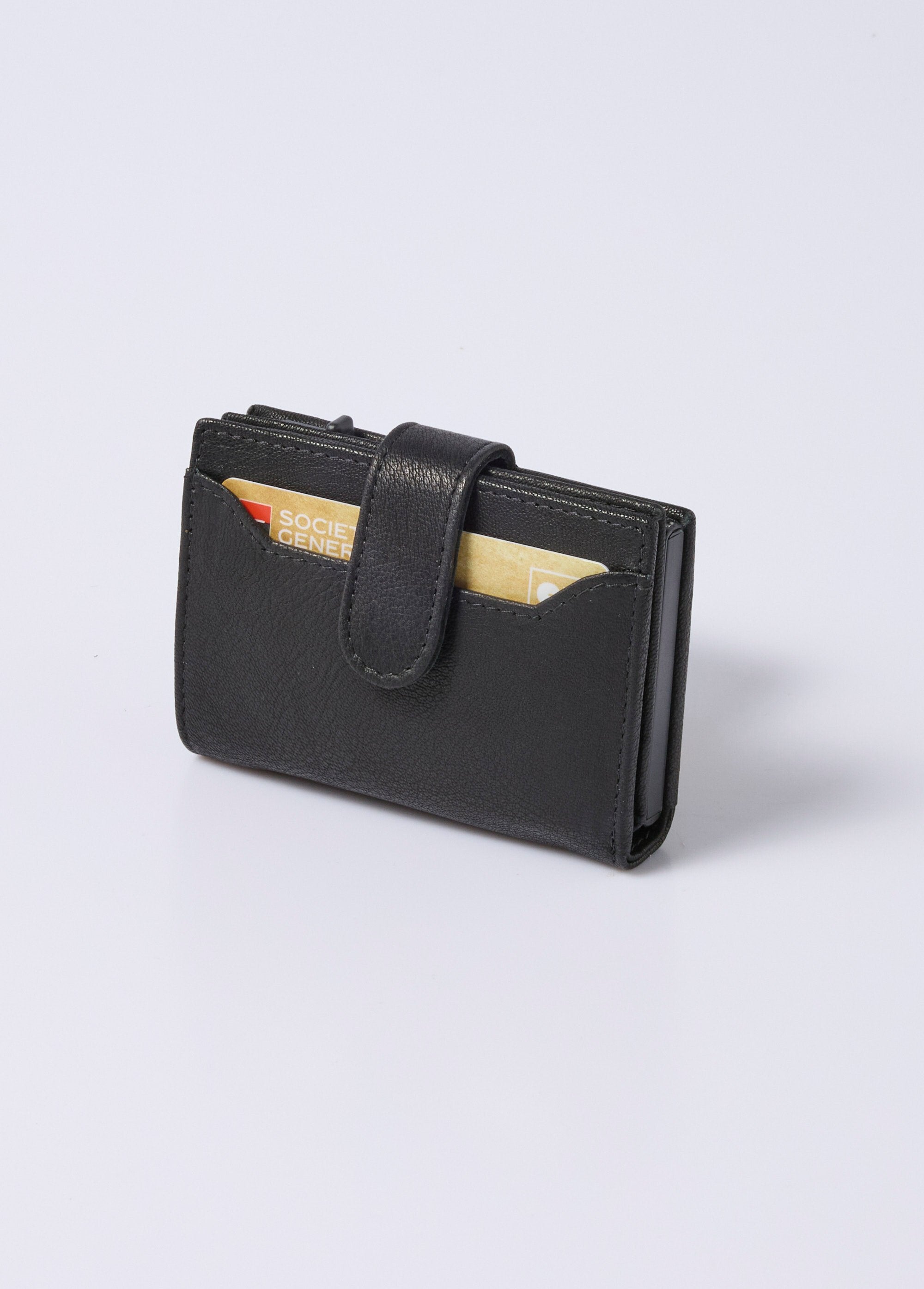 RFID-proof_leather_wallet_Black_FA1_slim
