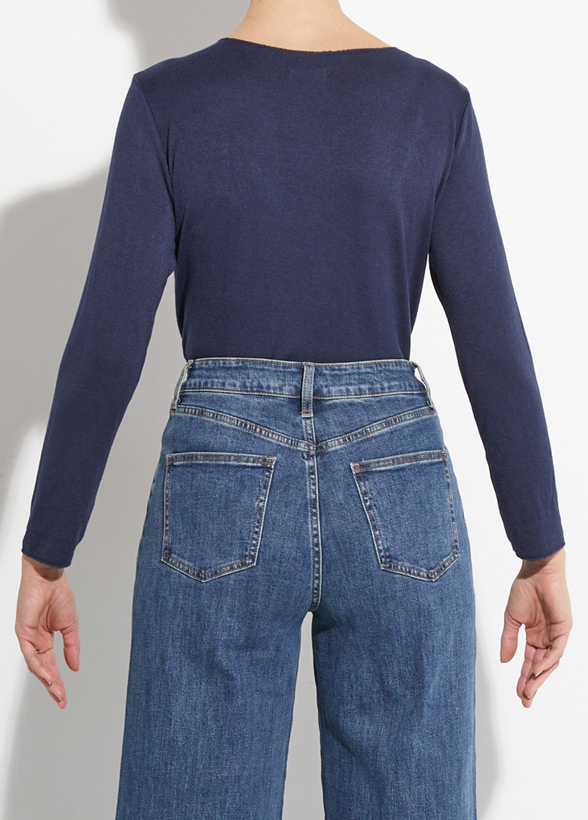 Pull_fin_avec_angora_et_laine,_col_V_Marine_DO1_slim