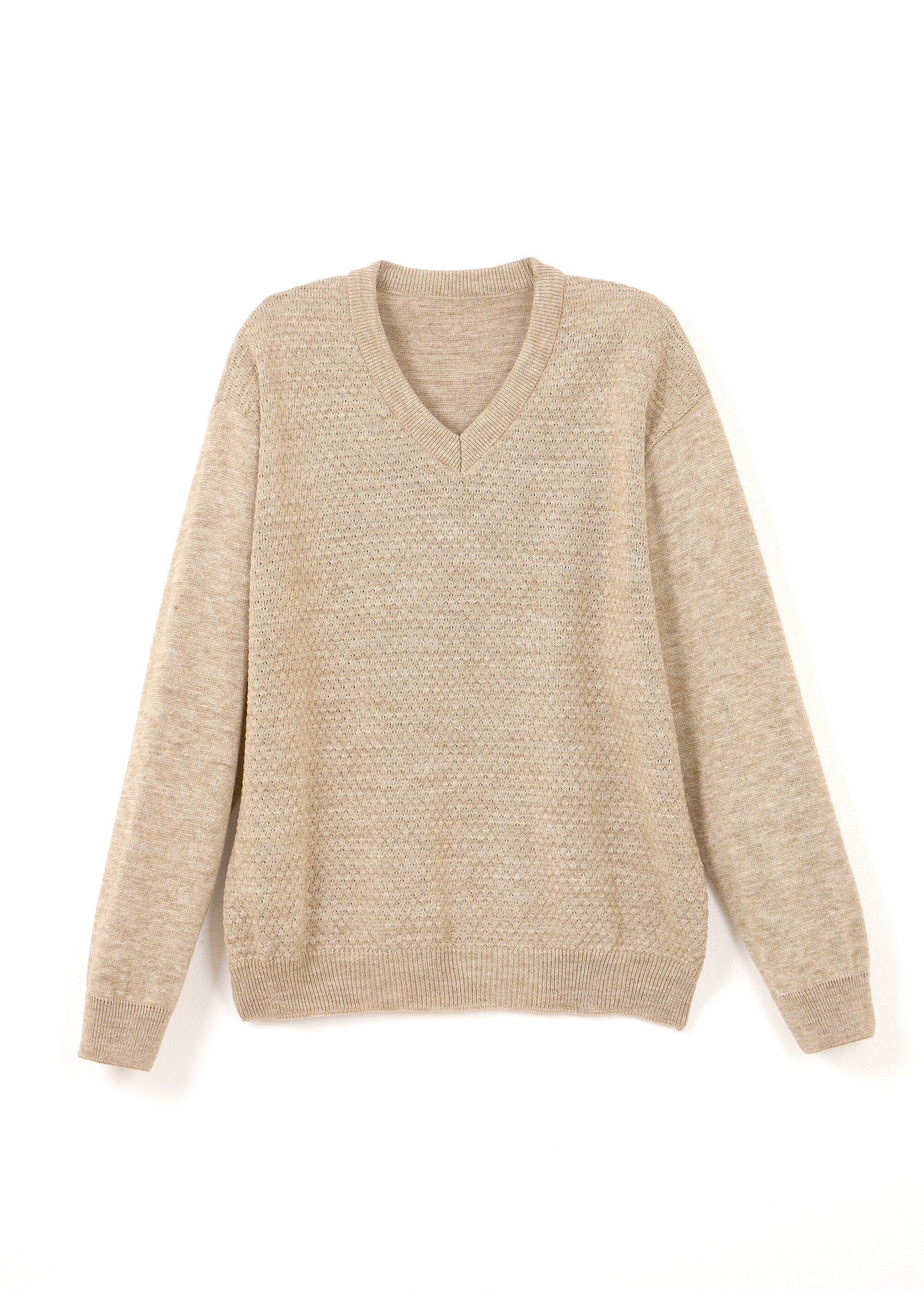 Fancy_knit_wool_sweater_with_V-neck_and_long_sleeves_Beige_AP1_slim