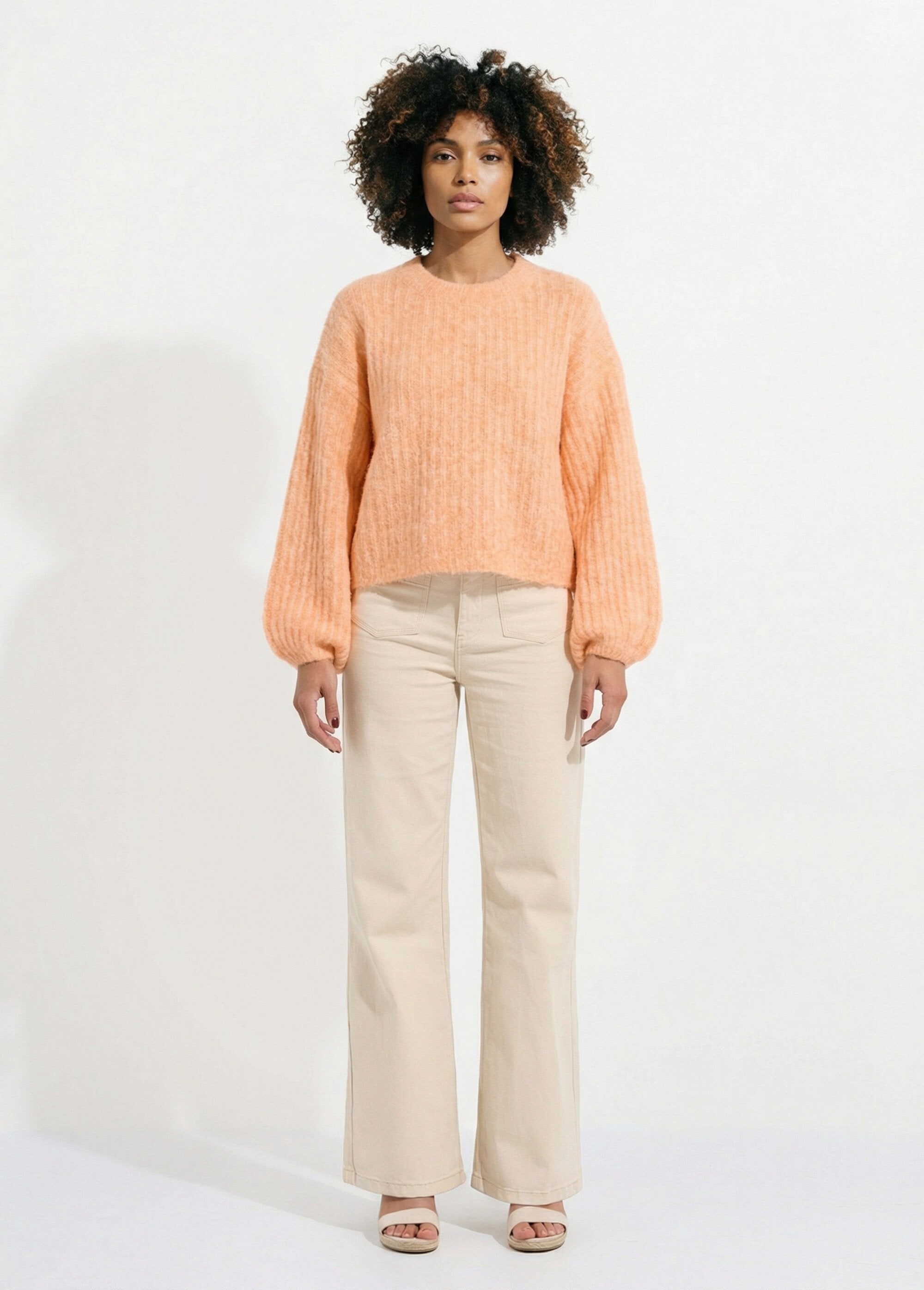 Loose_knit_sweater_with_puff_sleeves_Fishing_SF1_slim