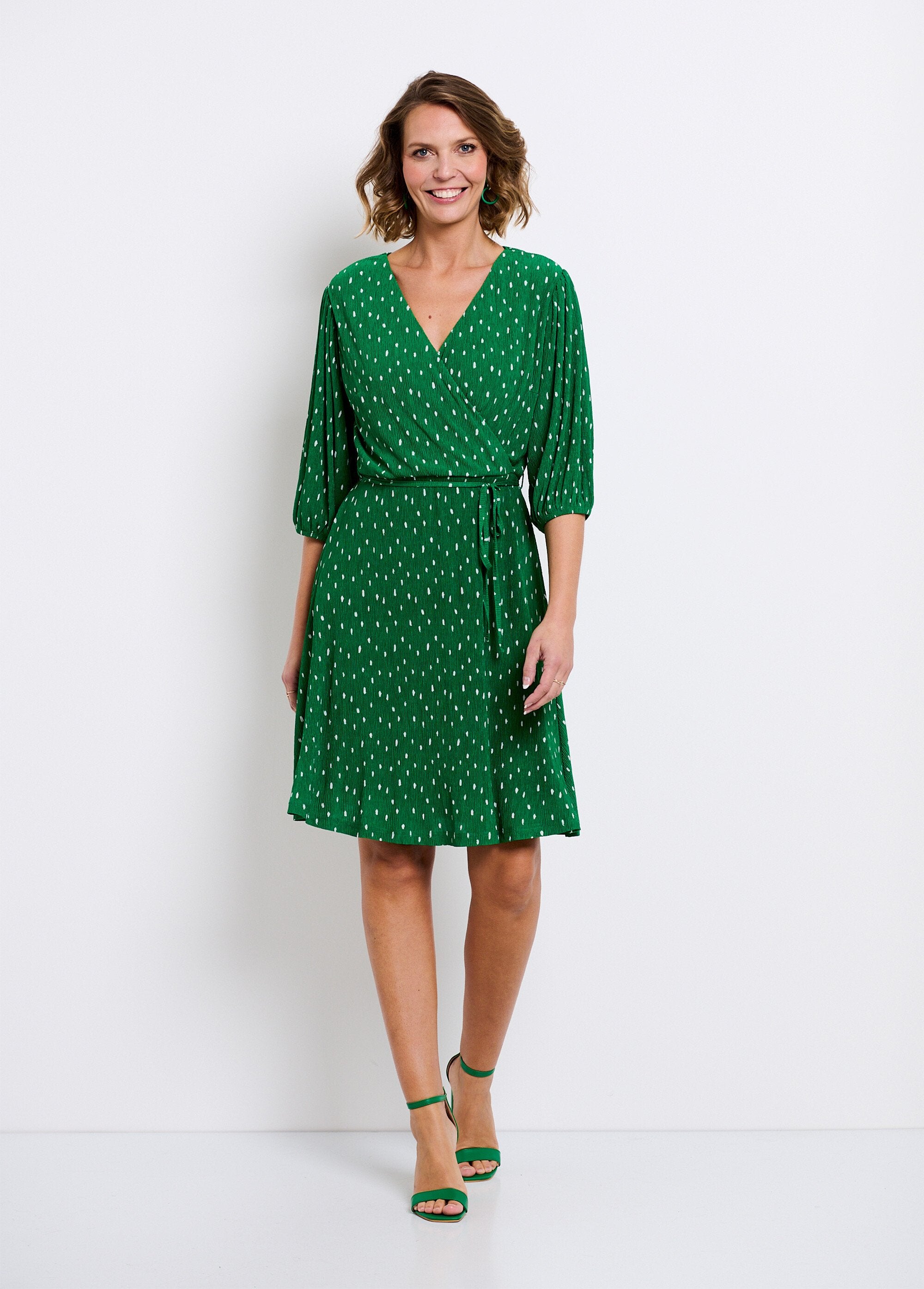 Short_wrap_dress_with_polka_dot_print_Green_and_white_SF1_slim