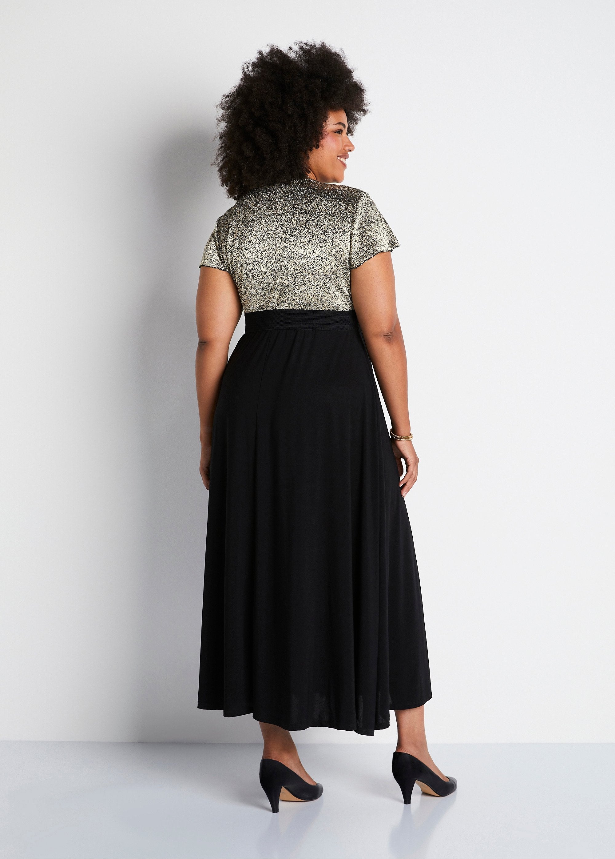 Long_two-tone_wrap_dress_Black_and_gold_DO1_curvy