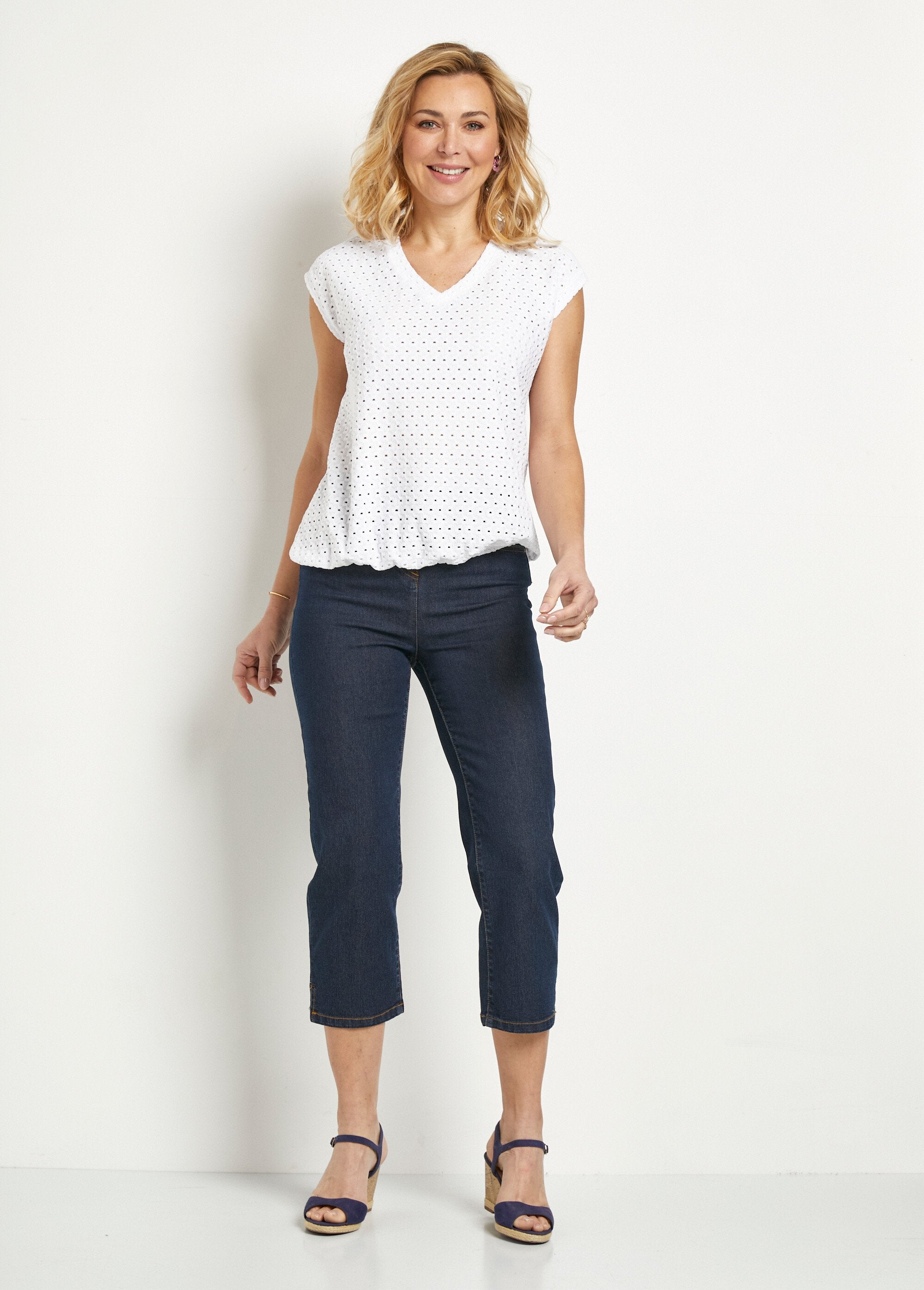 Loose_T-shirt_with_short_plain_V-neck_blouse_White_SF1_slim