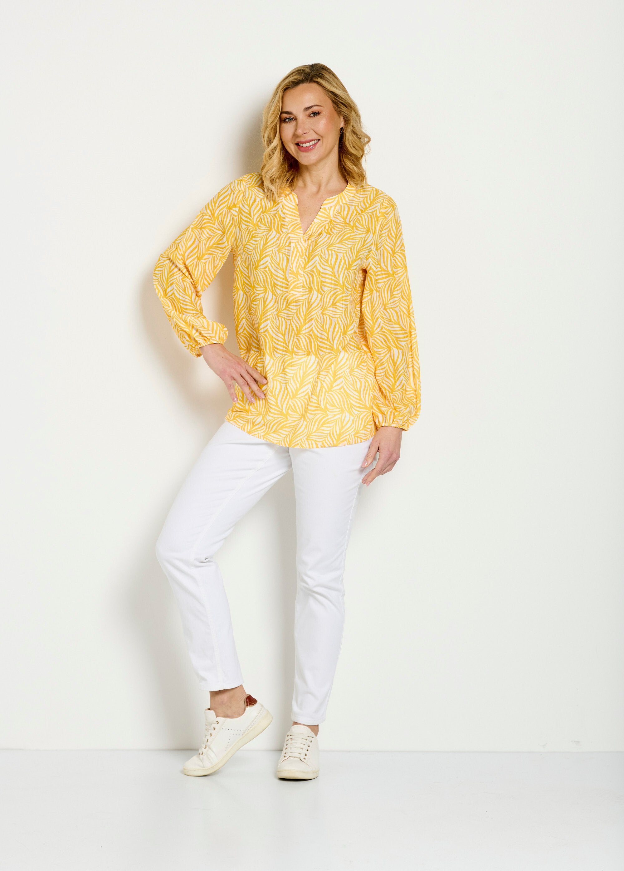 Long_buttoned_tunic_with_3/4_sleeves_Yellow_and_white_SF1_slim