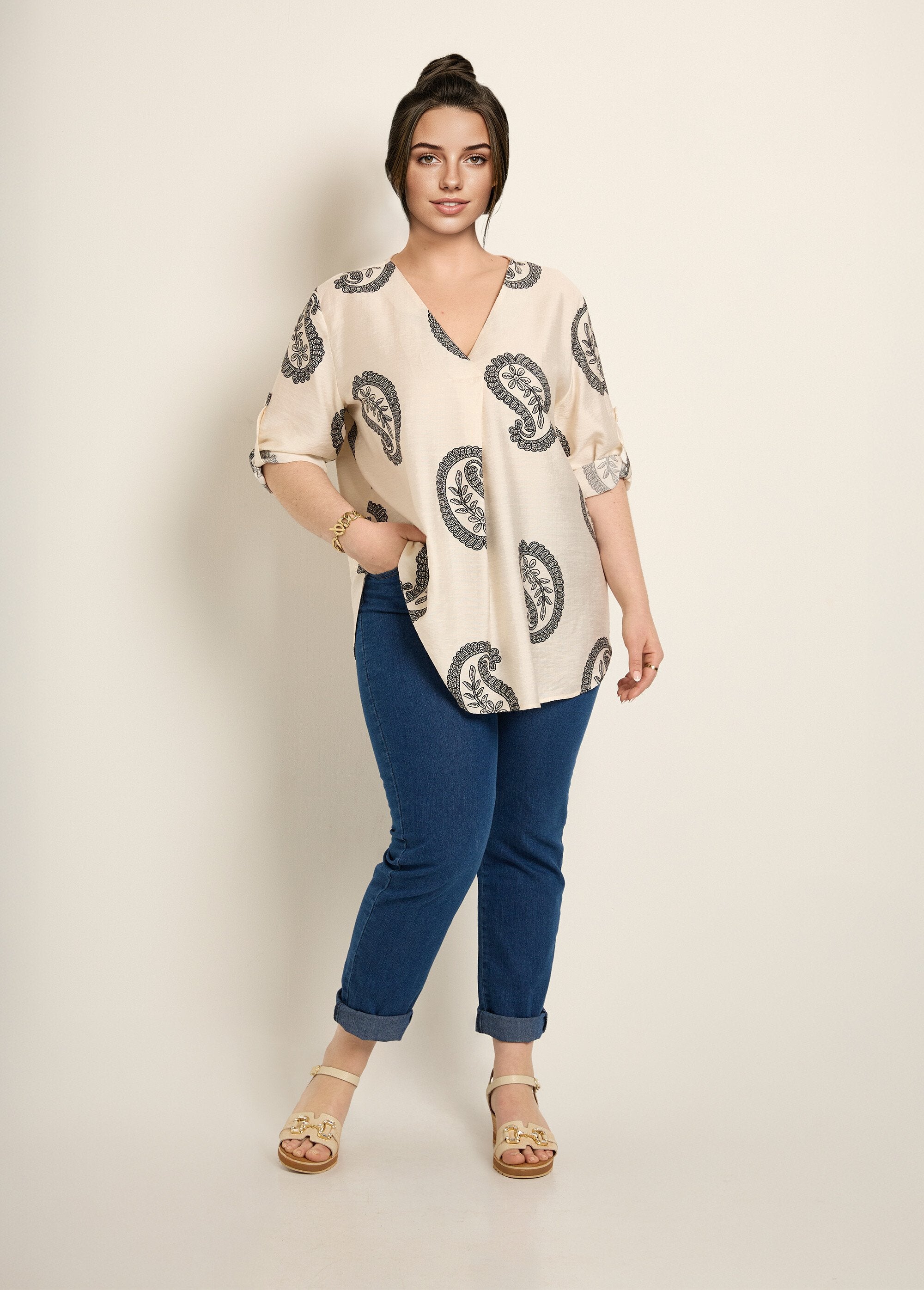 Ethnic_patterned_tunic,_long_sleeves_Ecru_SF1_curvy