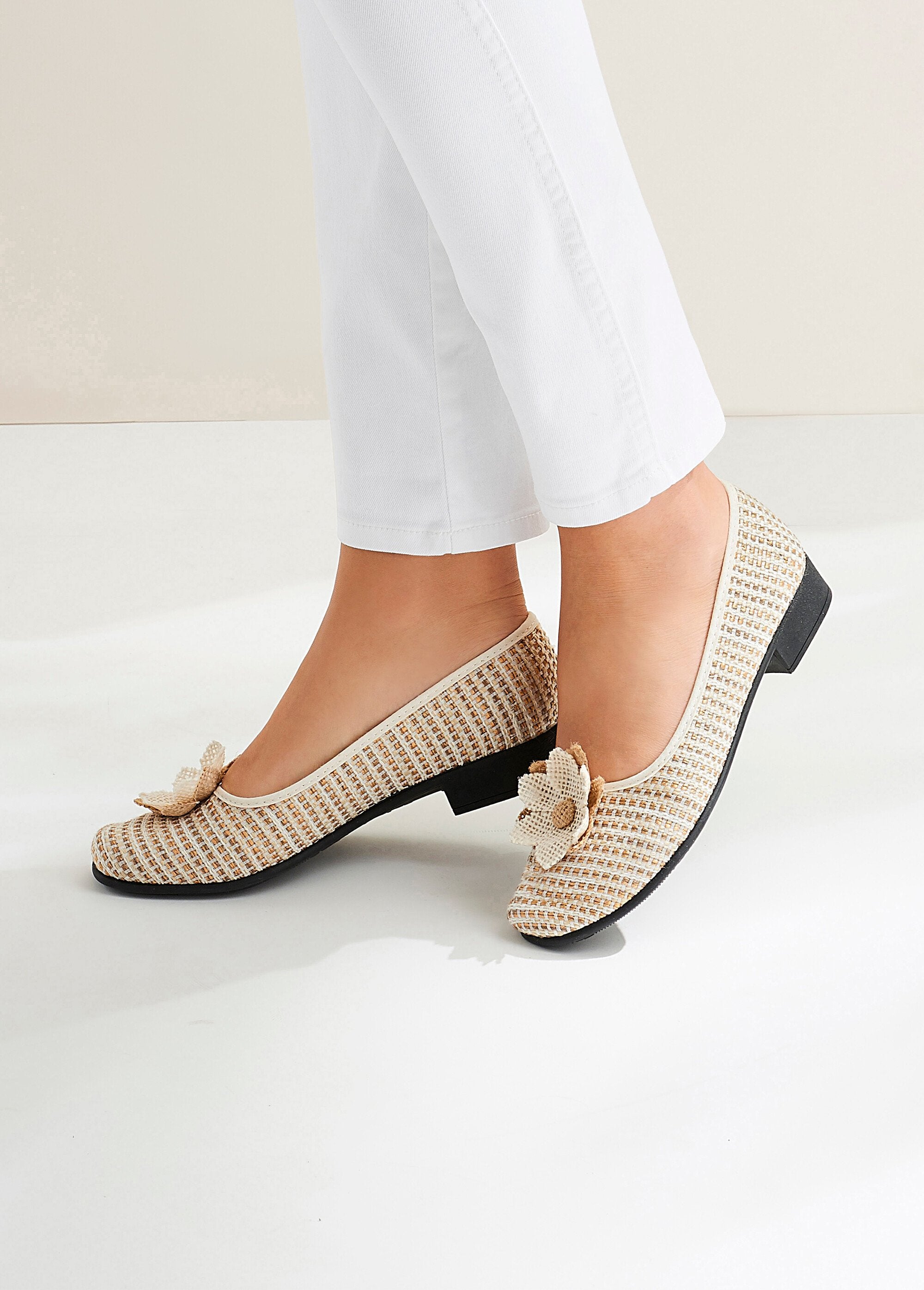 Ballerines_largeur_confort_toile_Beige_SF1_slim