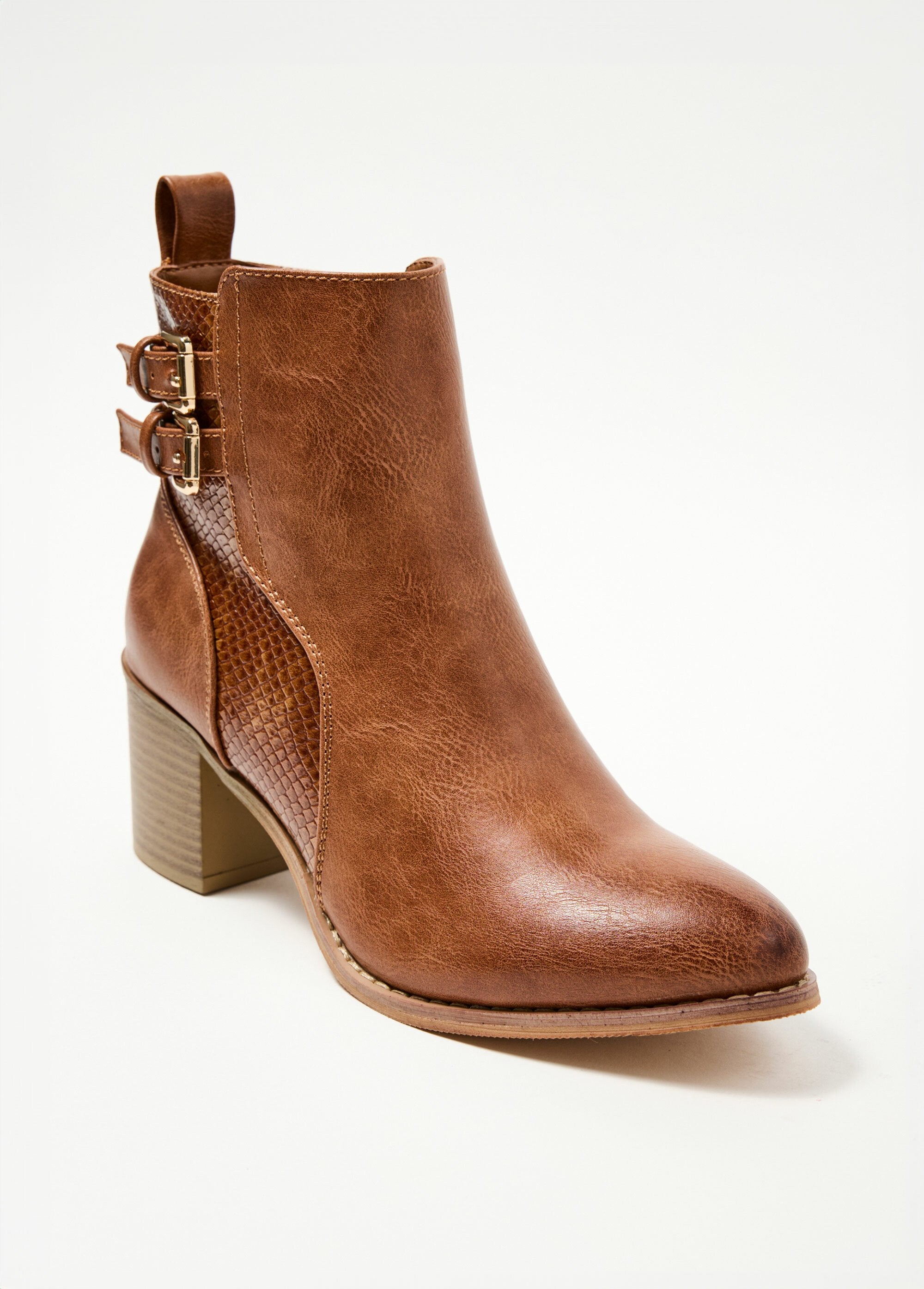 Boots_with_heels_and_reptile_effect_insert_camel_FA1_slim