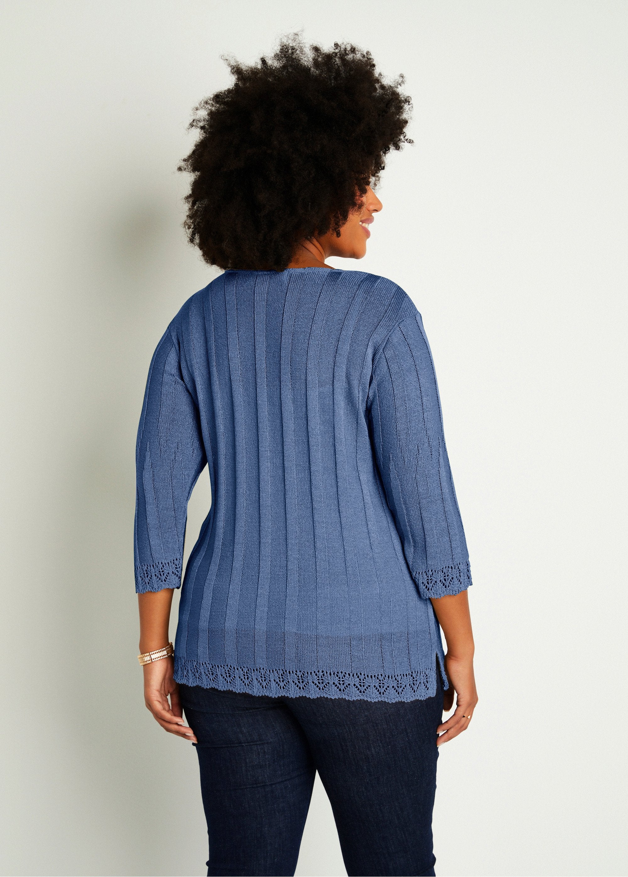 Long_openwork_buttoned_cardigan_Blue_DO1_curvy