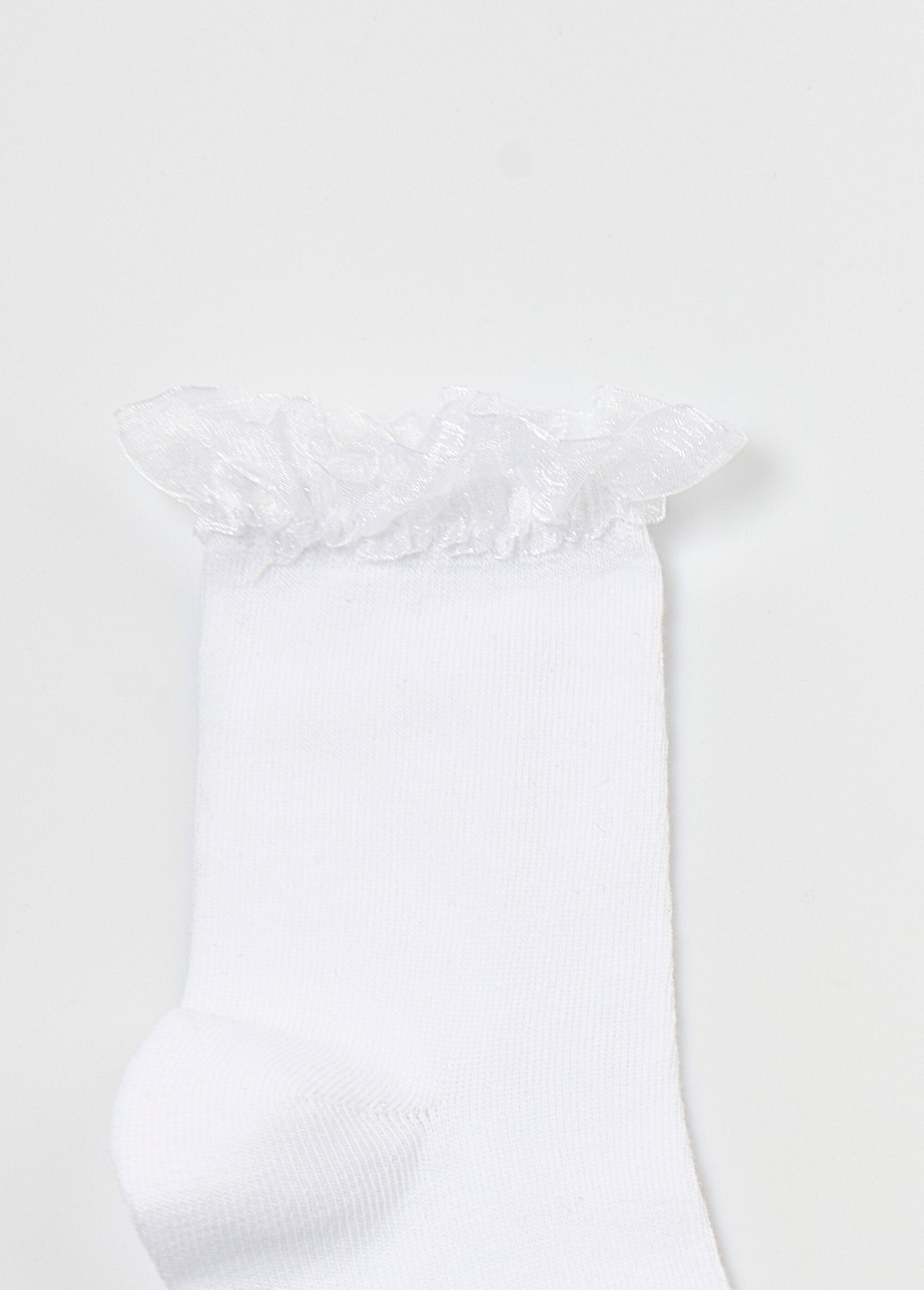 Lace_edge_socks_White_DE1_slim