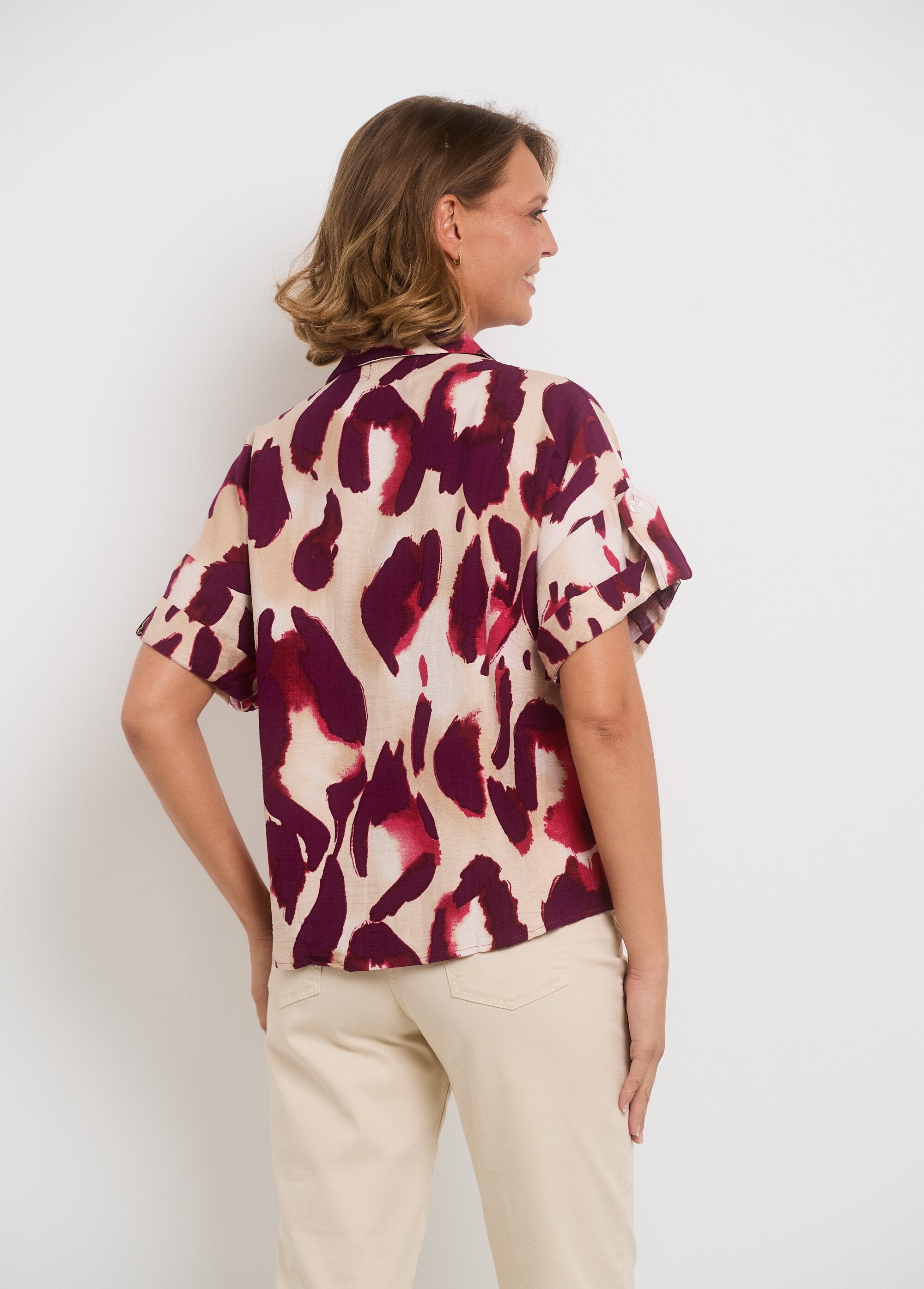 Fancy_short_sleeve_blouse_Plum_print_DO1_slim