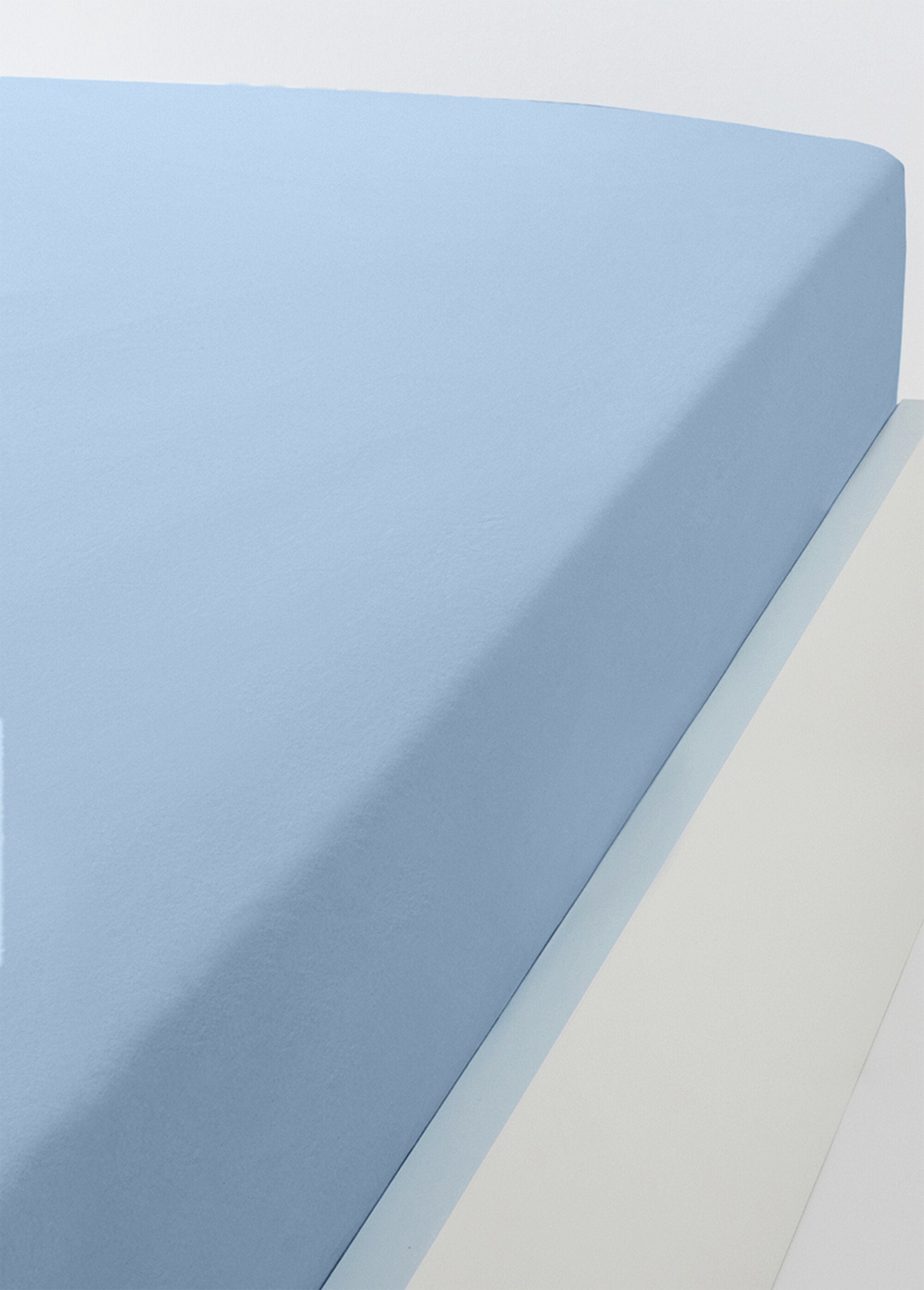 Plain_cotton_jersey_fitted_sheet_Blue_FA1_slim