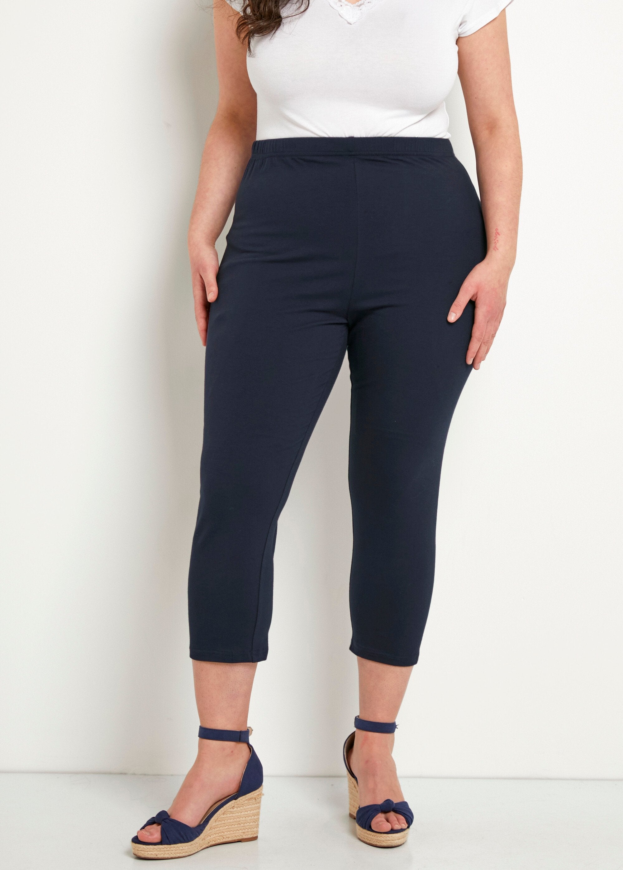 Short_leggings_with_elasticated_waistband_in_cotton_Plain_navy_FA1_curvy