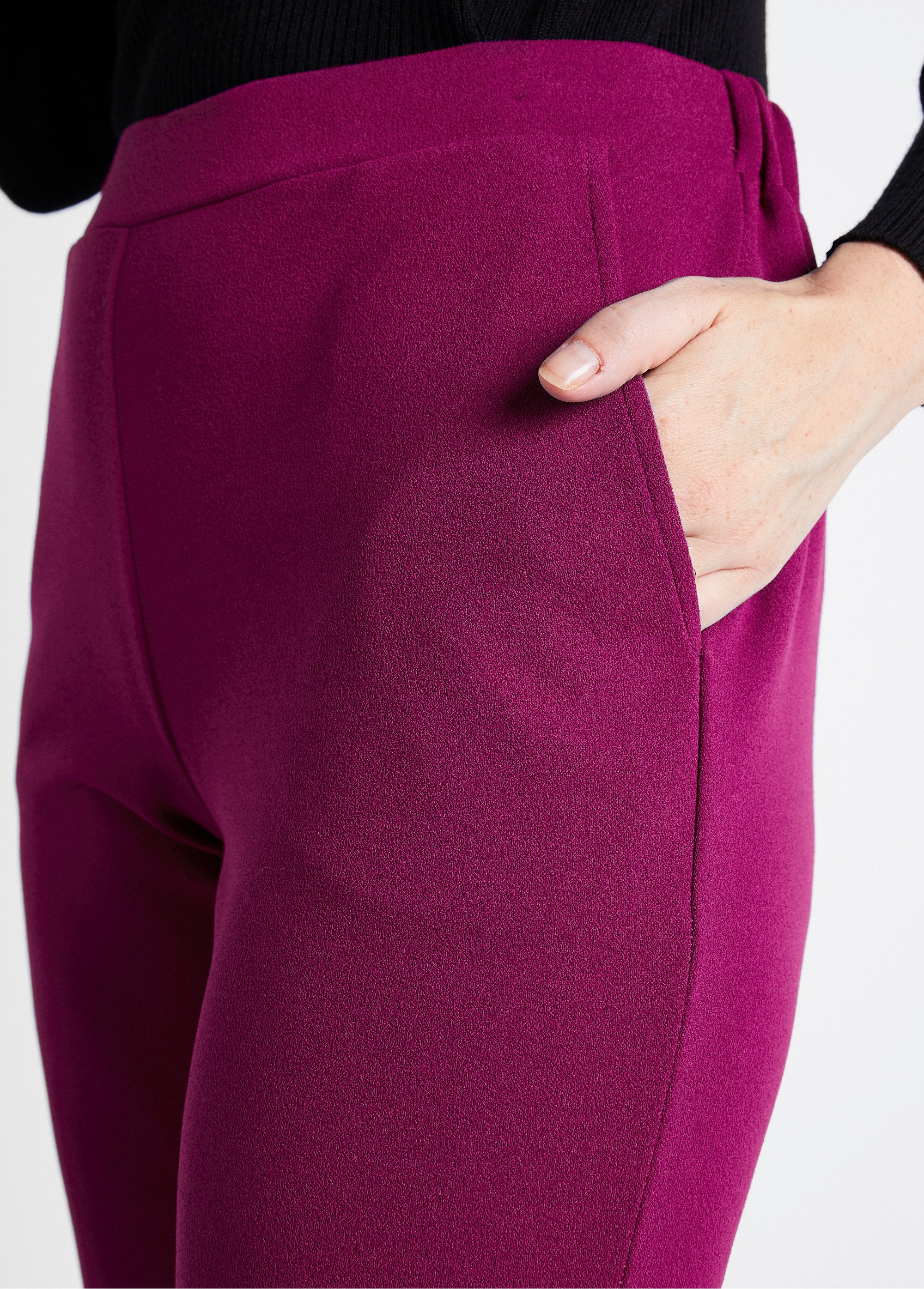 Straight_pants_with_elasticated_waist_and_crepe_knit_Cassis_DE1_slim