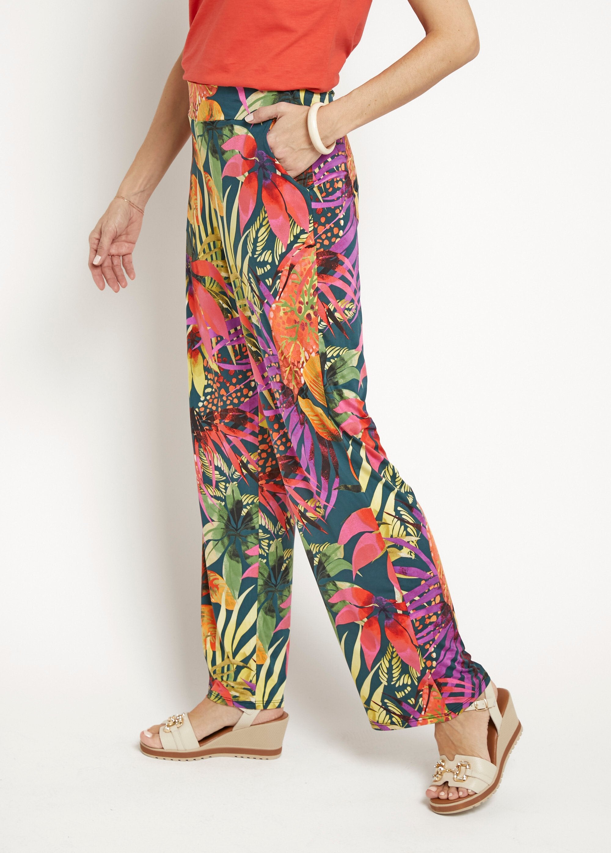 Stretch_flowing_pants,_tropical_floral_Multicolor_GA1_slim