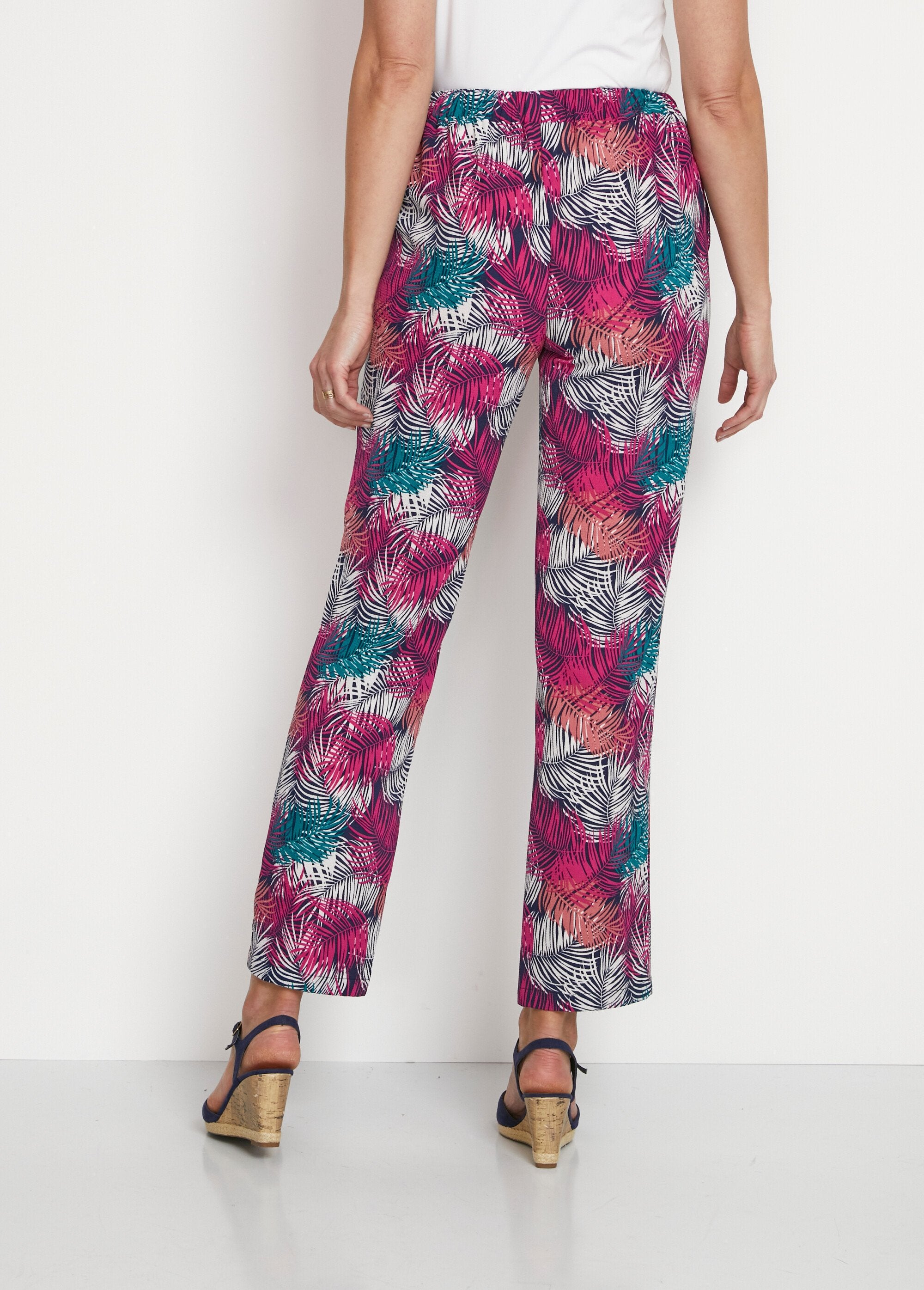 Loose_pants_with_elasticated_waist_Fuchsia_print_DO1_slim