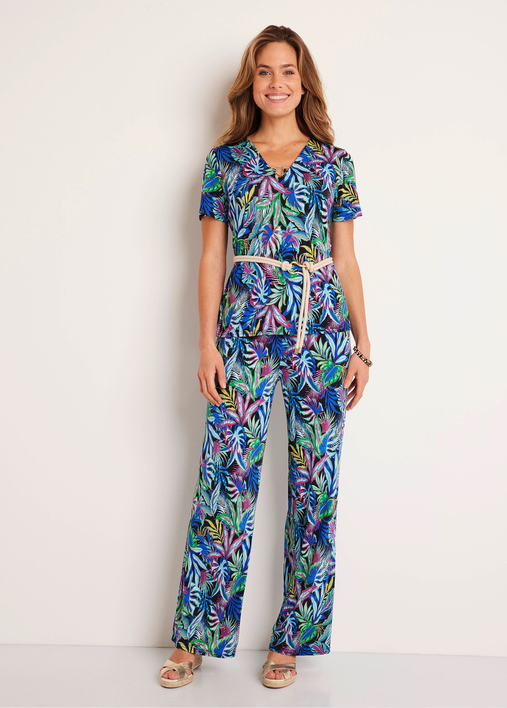 Flowy_elasticated_waist_mesh_pants_Blue_print_SF1_slim