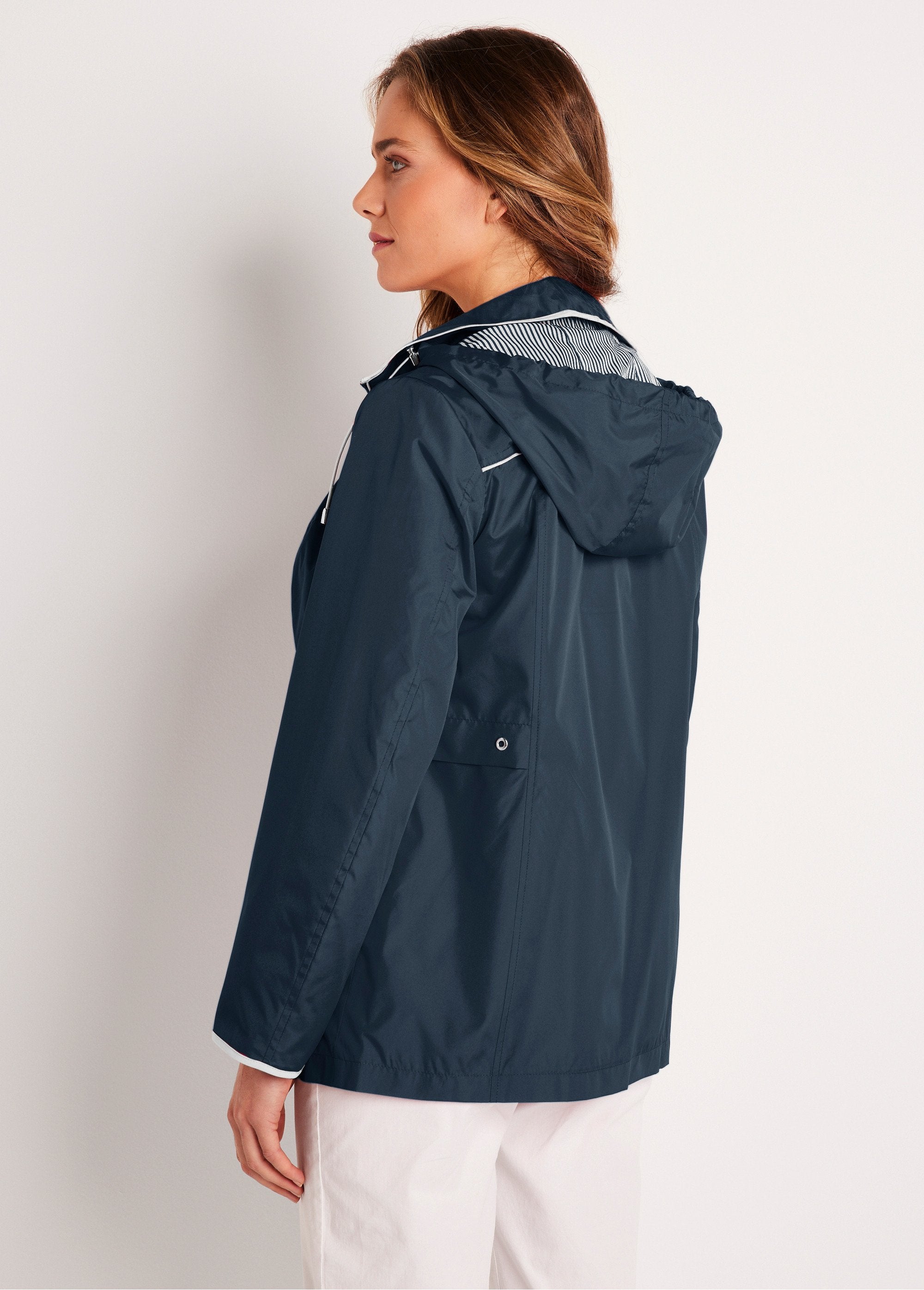 Short_zipped_parka_Marine_DO1_slim