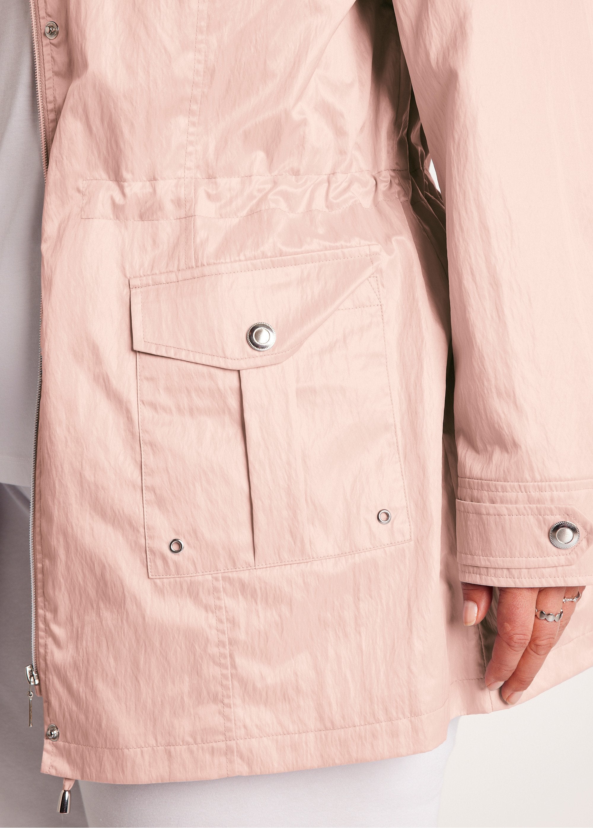 Zippered_and_press-studded_parka_Nude_pink_DE2_curvy