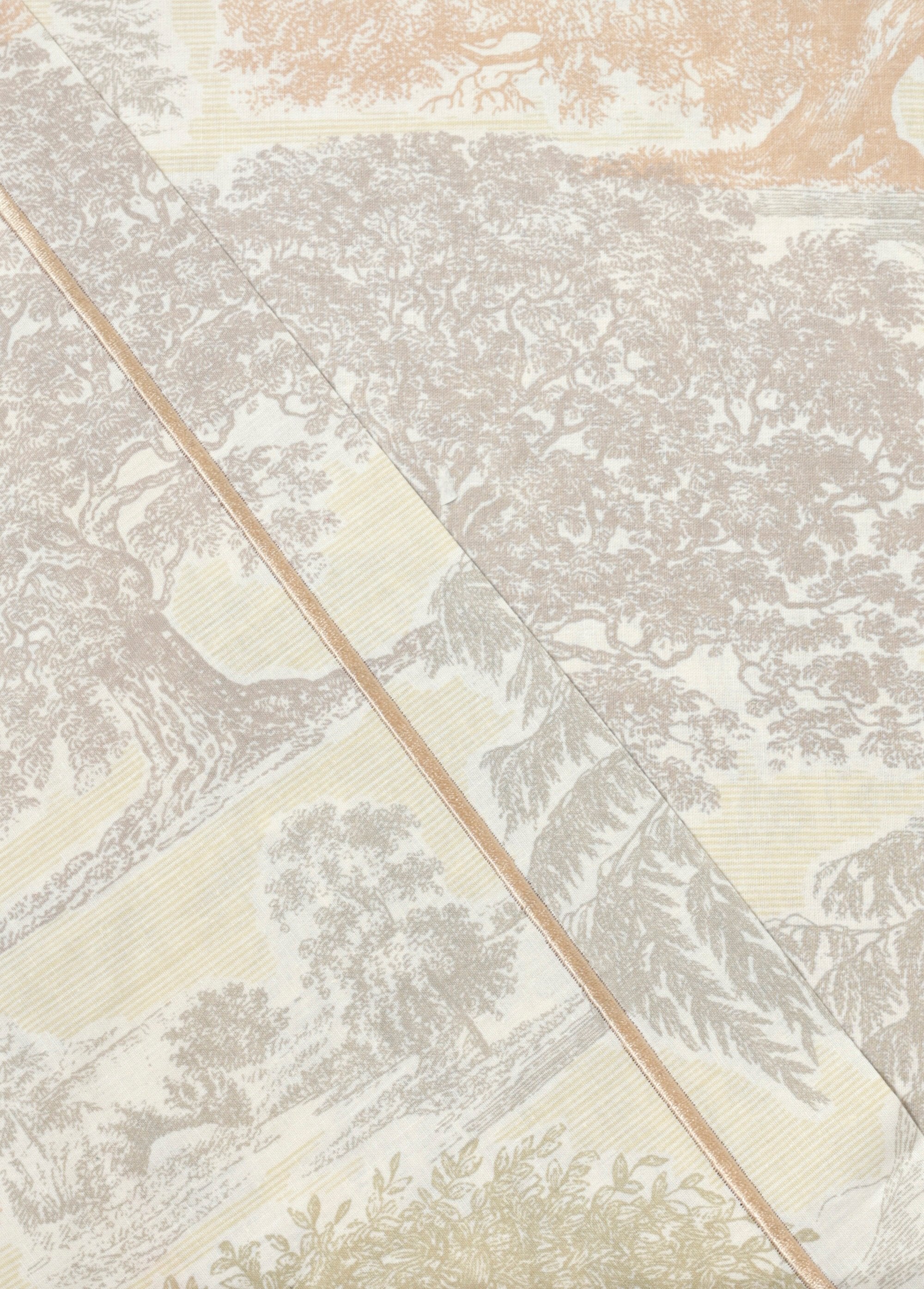 Parure_de_lit_4_pièces_avec_drap_plat,_arbres_Beige_DO1_slim