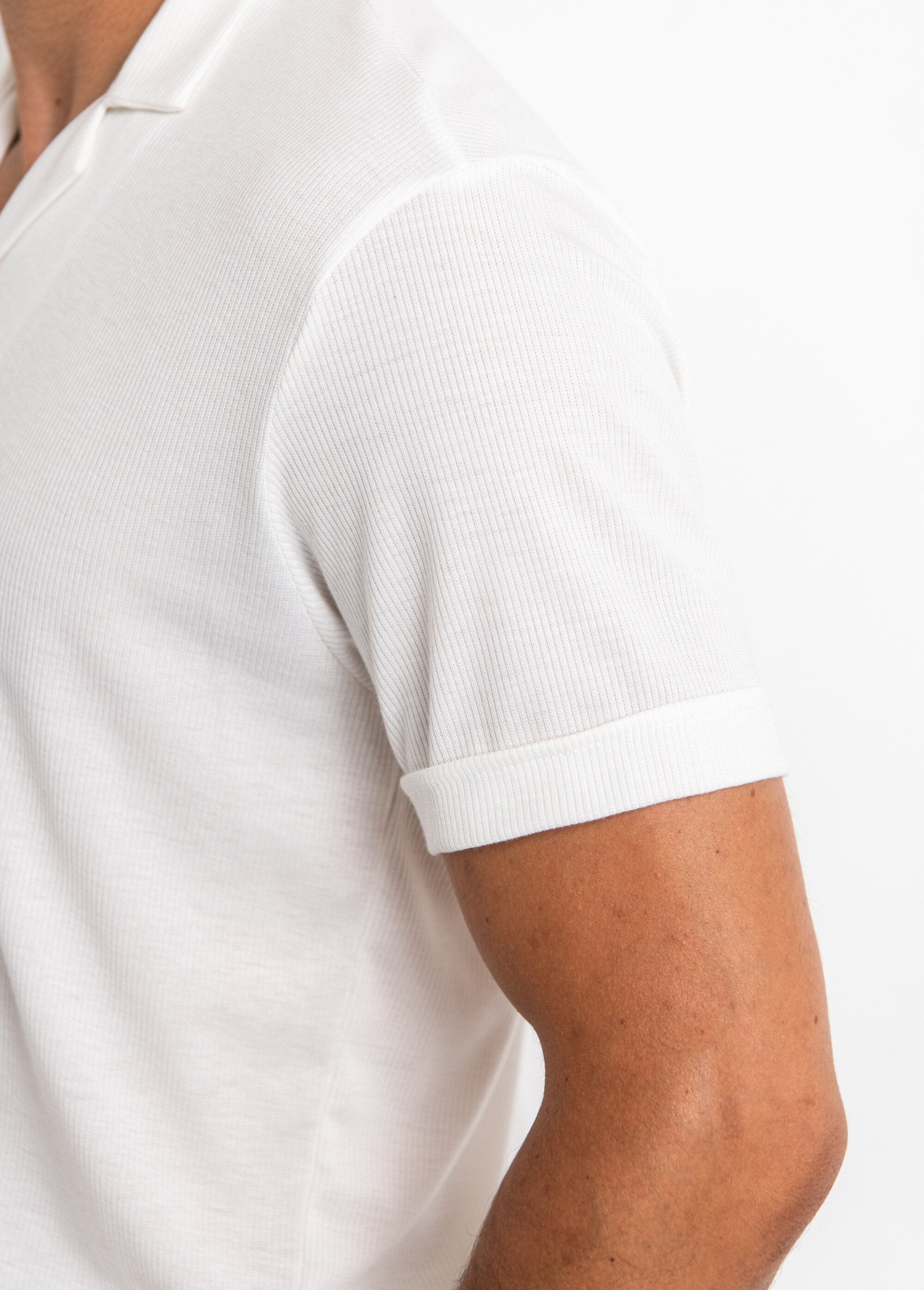 Polo_shirt_style_fine_knit_ribbing_White_DE2_slim