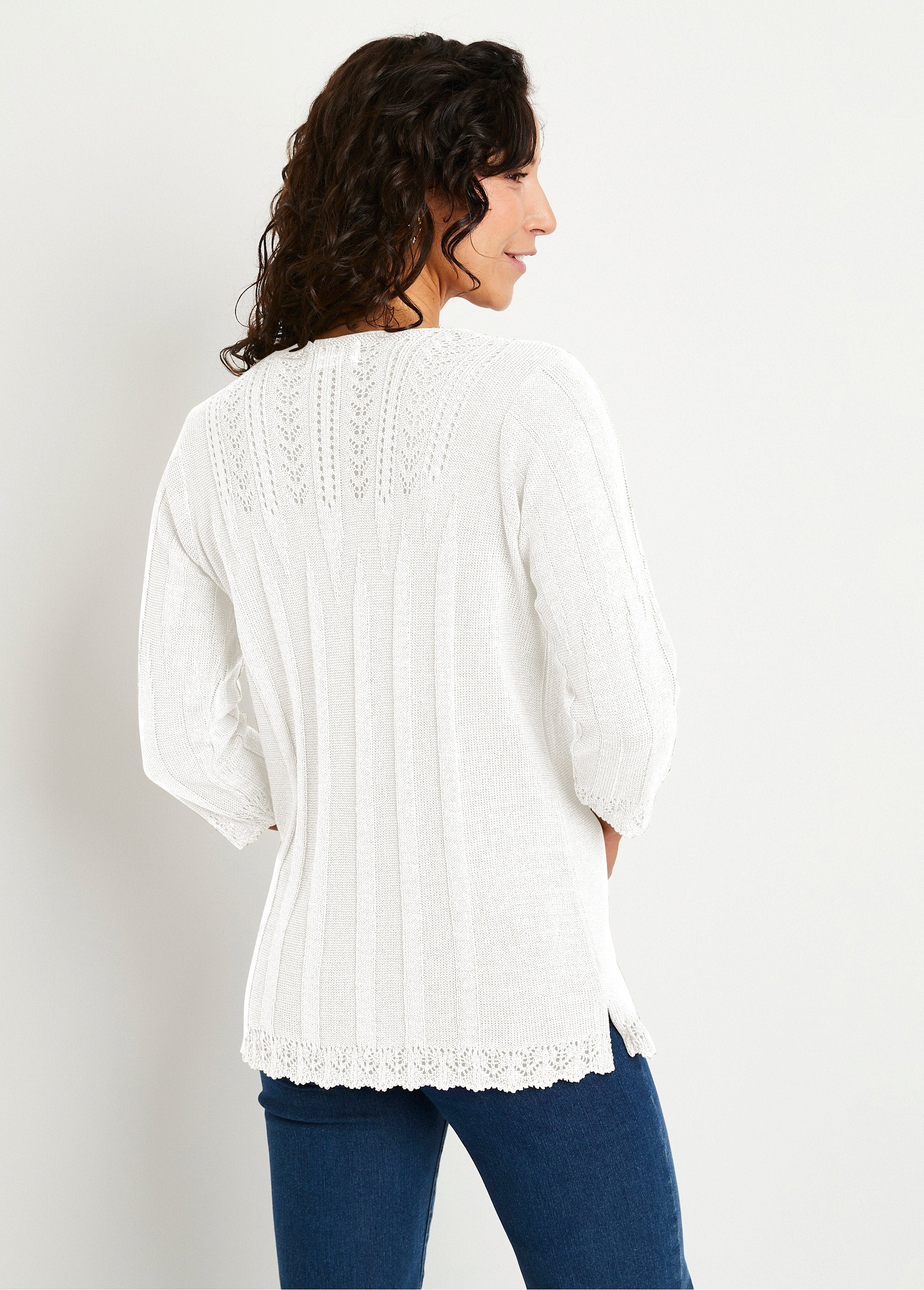 Short_openwork_round_neck_sweater_White_DO1_slim