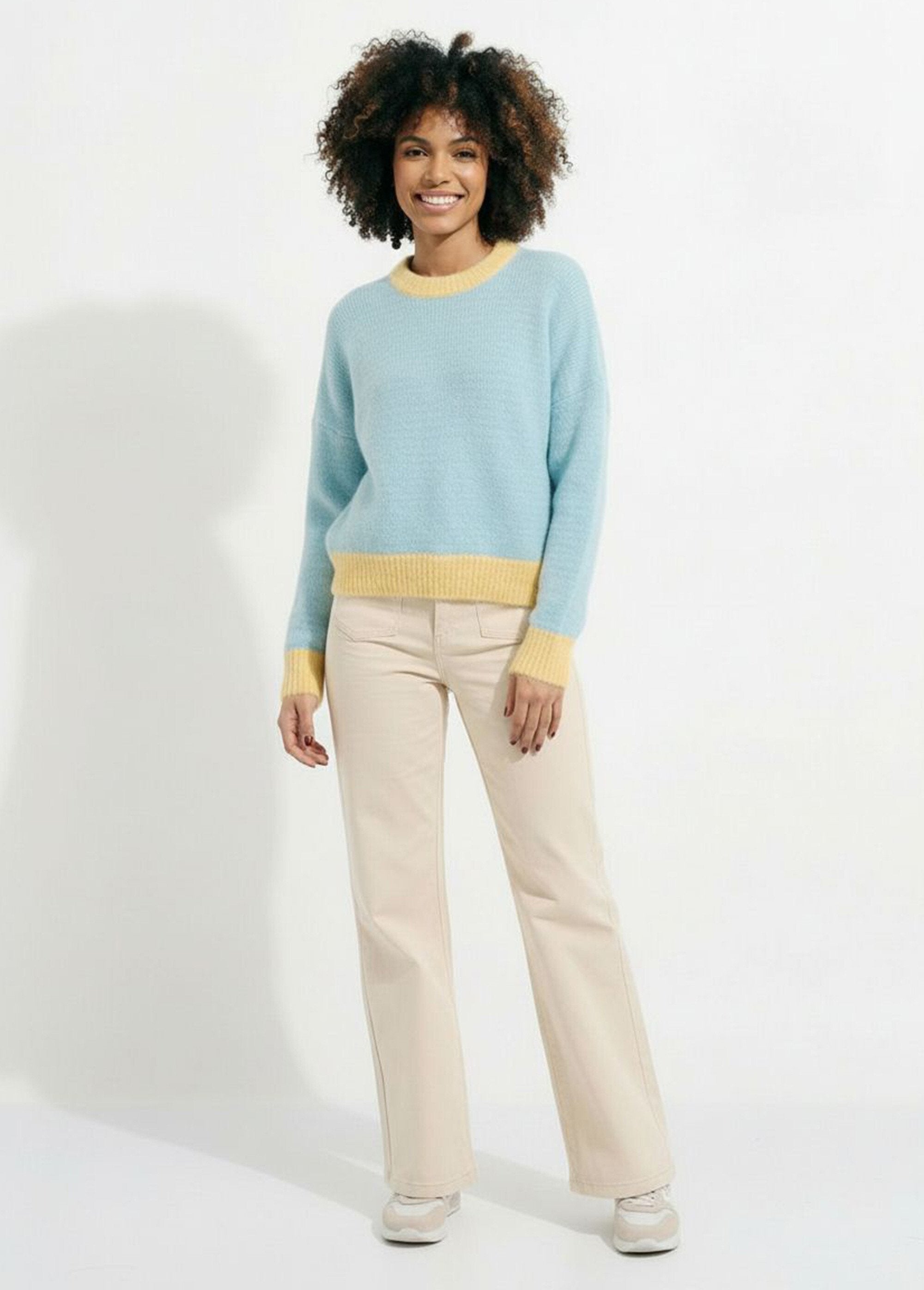 Fluffy_pastel_striped_loose_fit_sweater_Green_and_yellow_SF1_slim