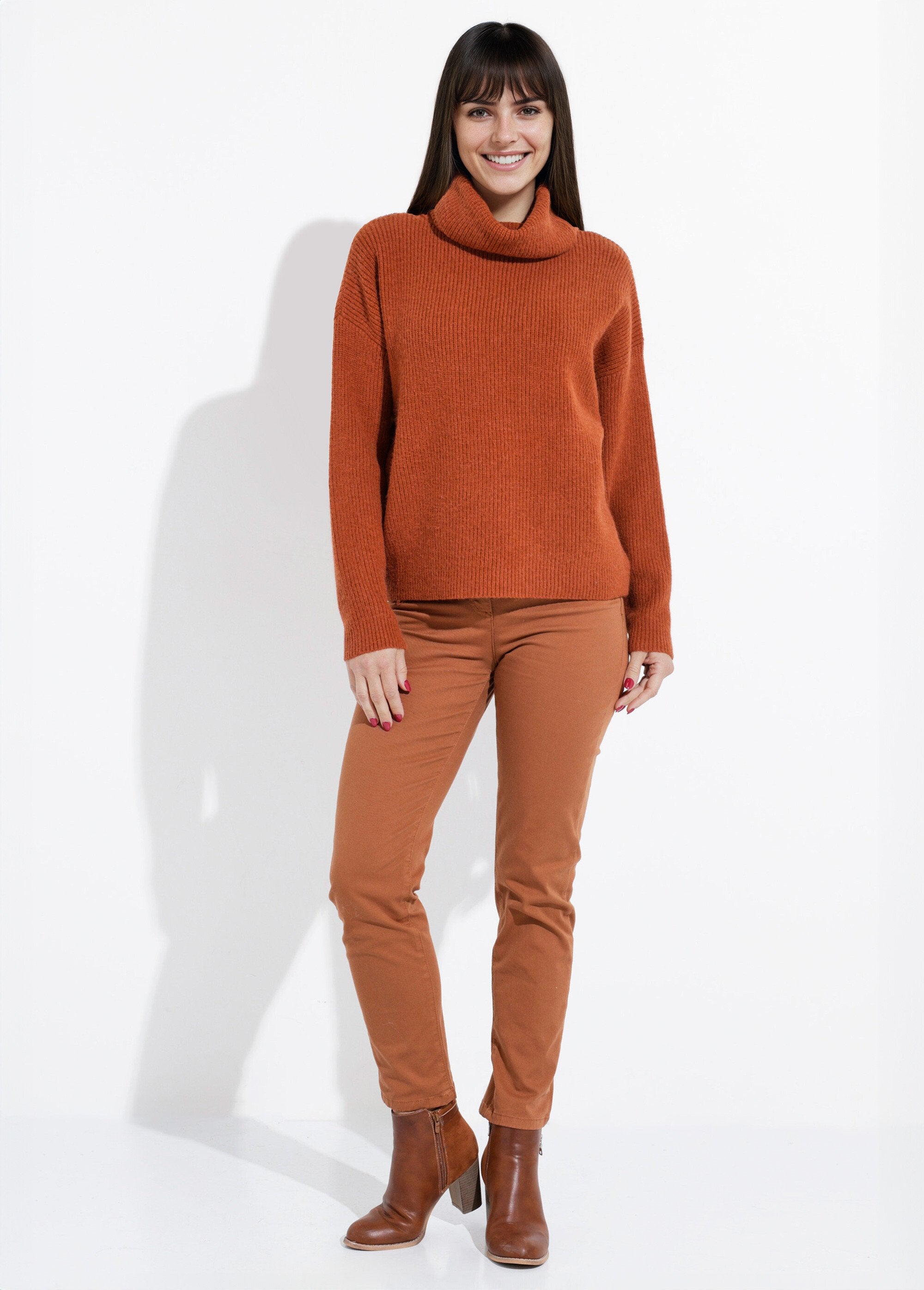 Pull_en_maille_avec_col_roulé_souple_Camel_SF1_slim