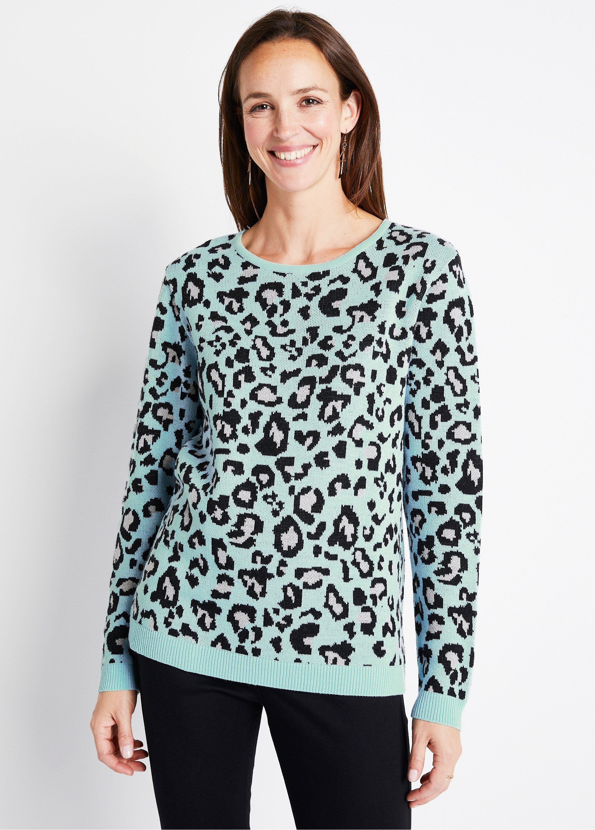 Round_neck_leopard_jacquard_sweater_Onyx_and_black_FA1_slim