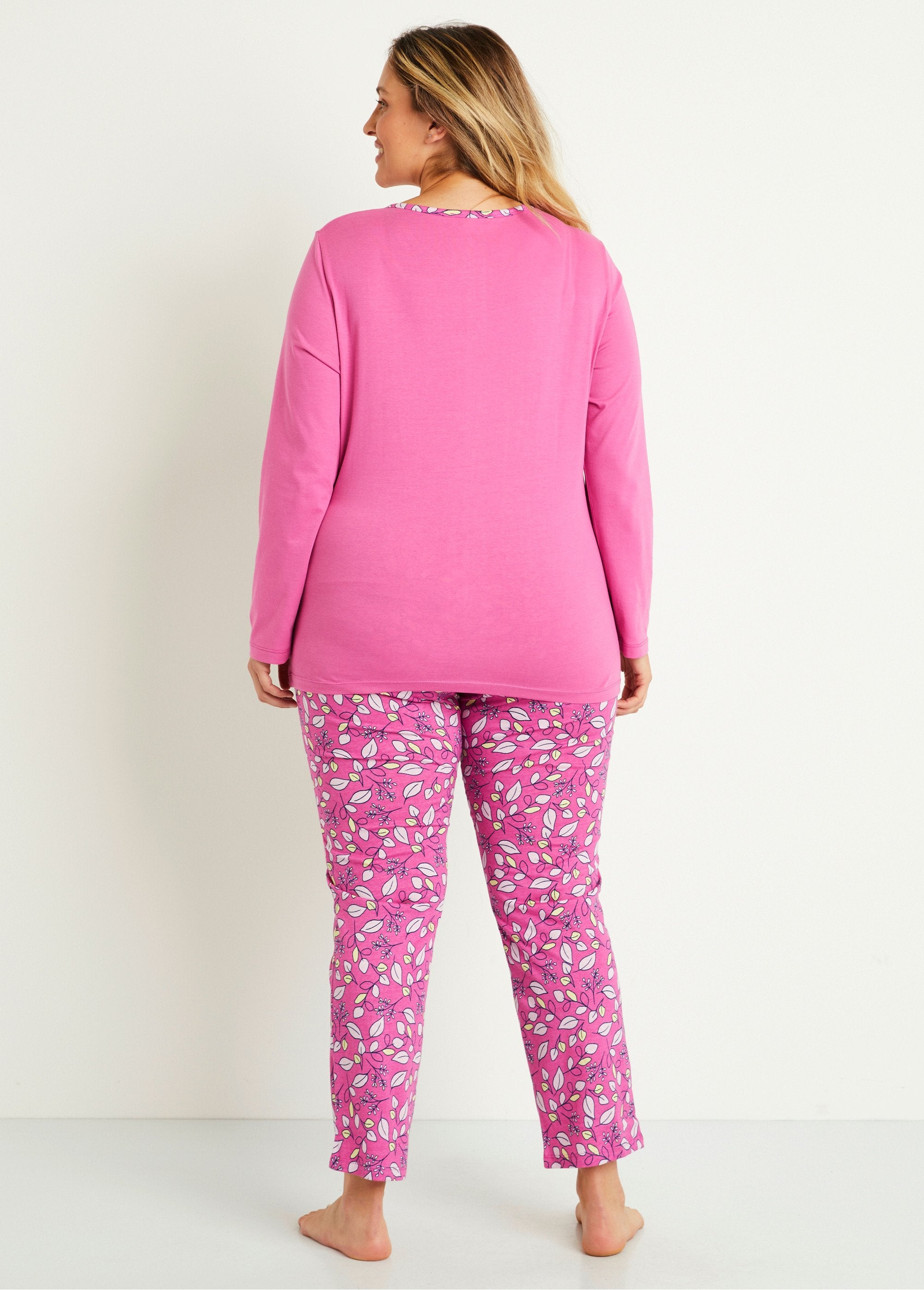 Koala_pattern_printed_cotton_pajamas_Pink_DO1_curvy