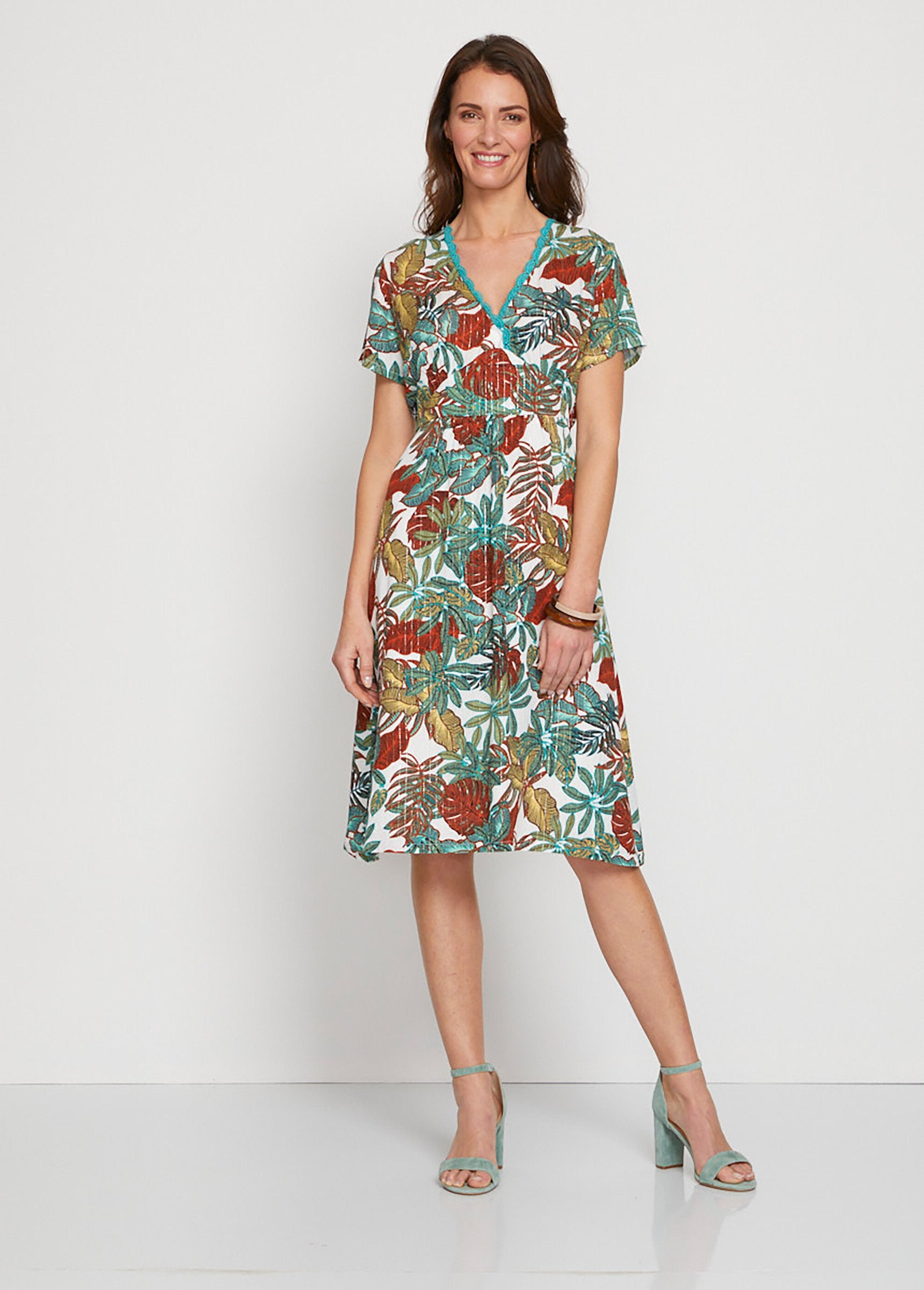 Short_printed_mesh_dress_with_lace_White_and_khaki_FA1_slim