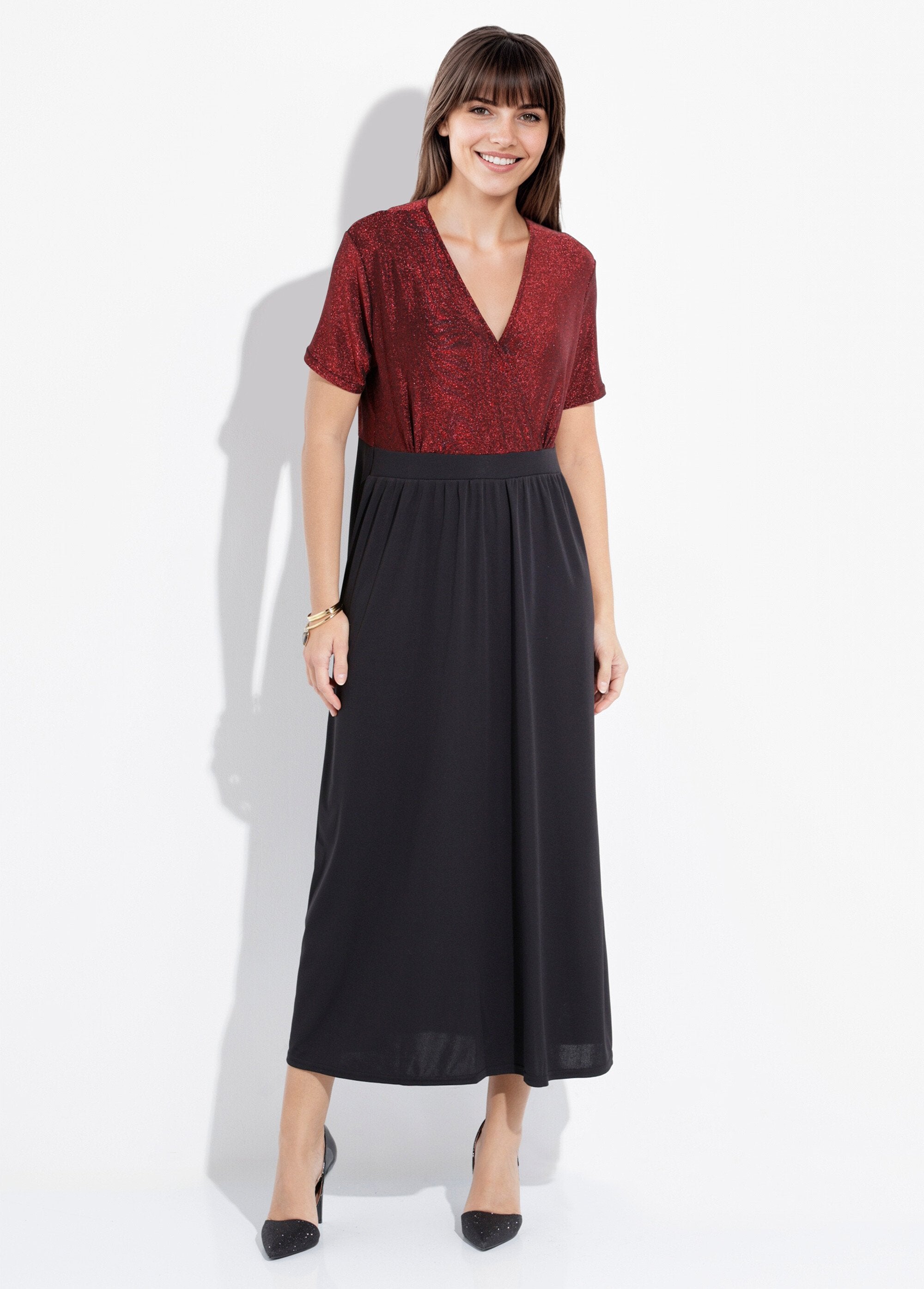 Chic_long_dress_in_metallic_knit_Red_and_black_FA1_slim