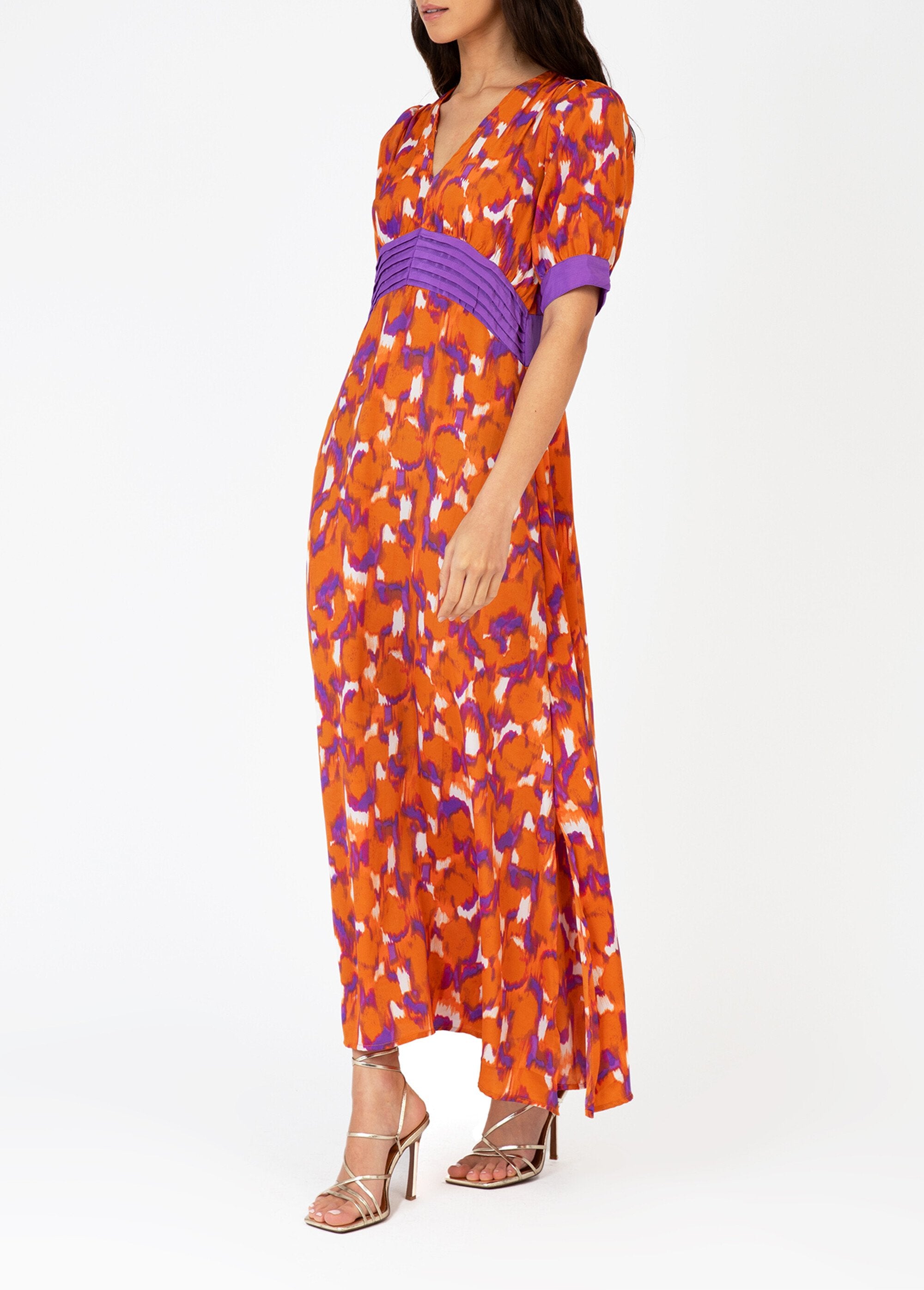 Long_printed_dress_with_pleated_waist_Orange_prints_GA1_slim