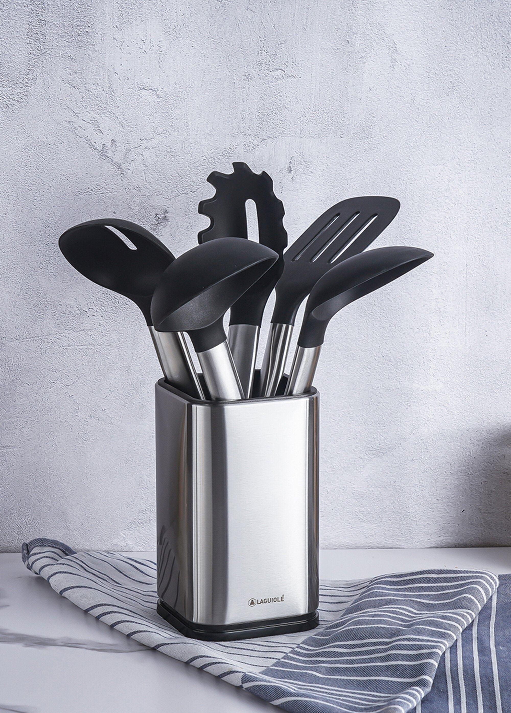 Set_of_5_kitchen_utensils_-_"Harmony"_Silver_and_black_FA2_slim