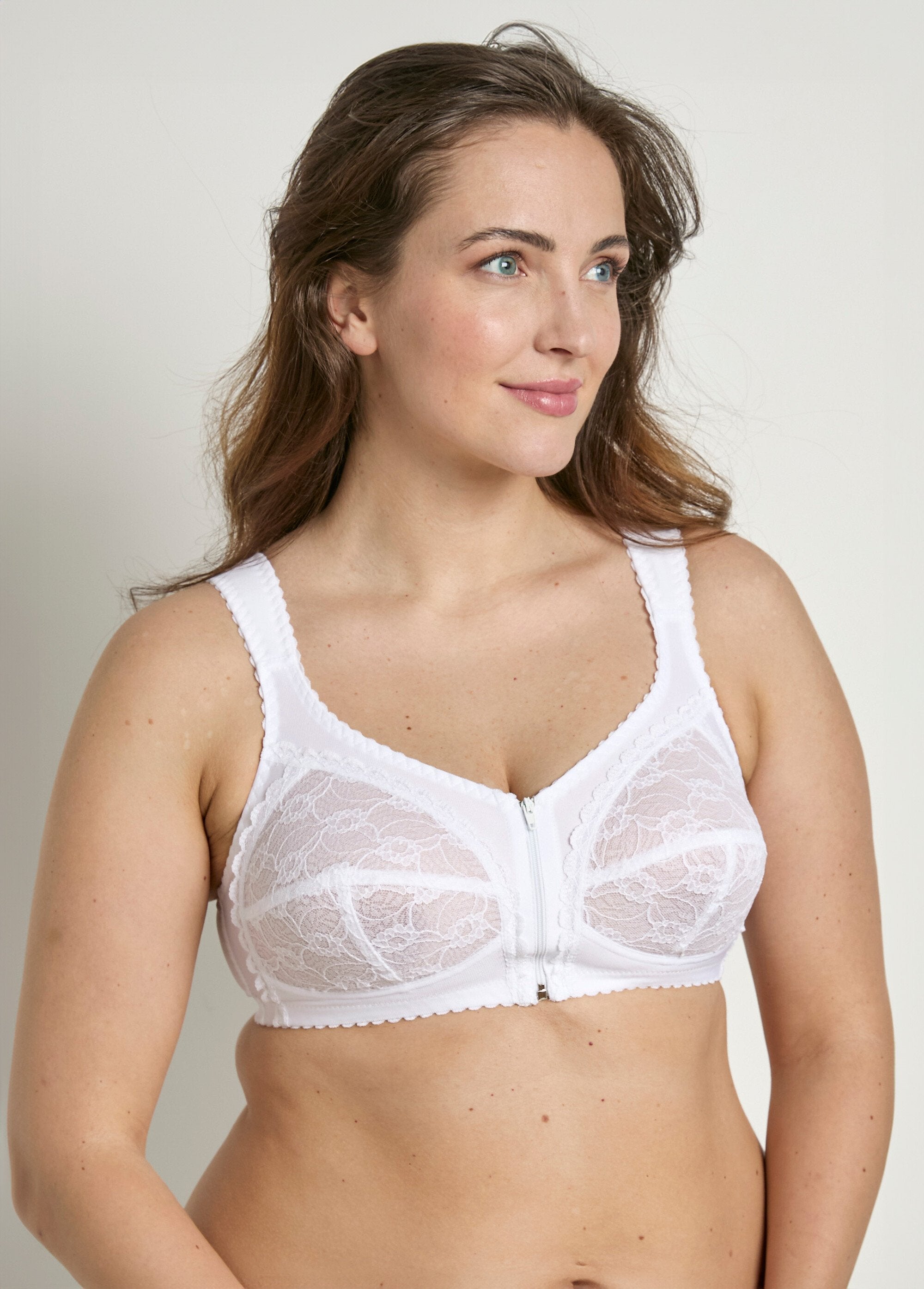 High_support_non-wired_bra_White_FA1_curvy