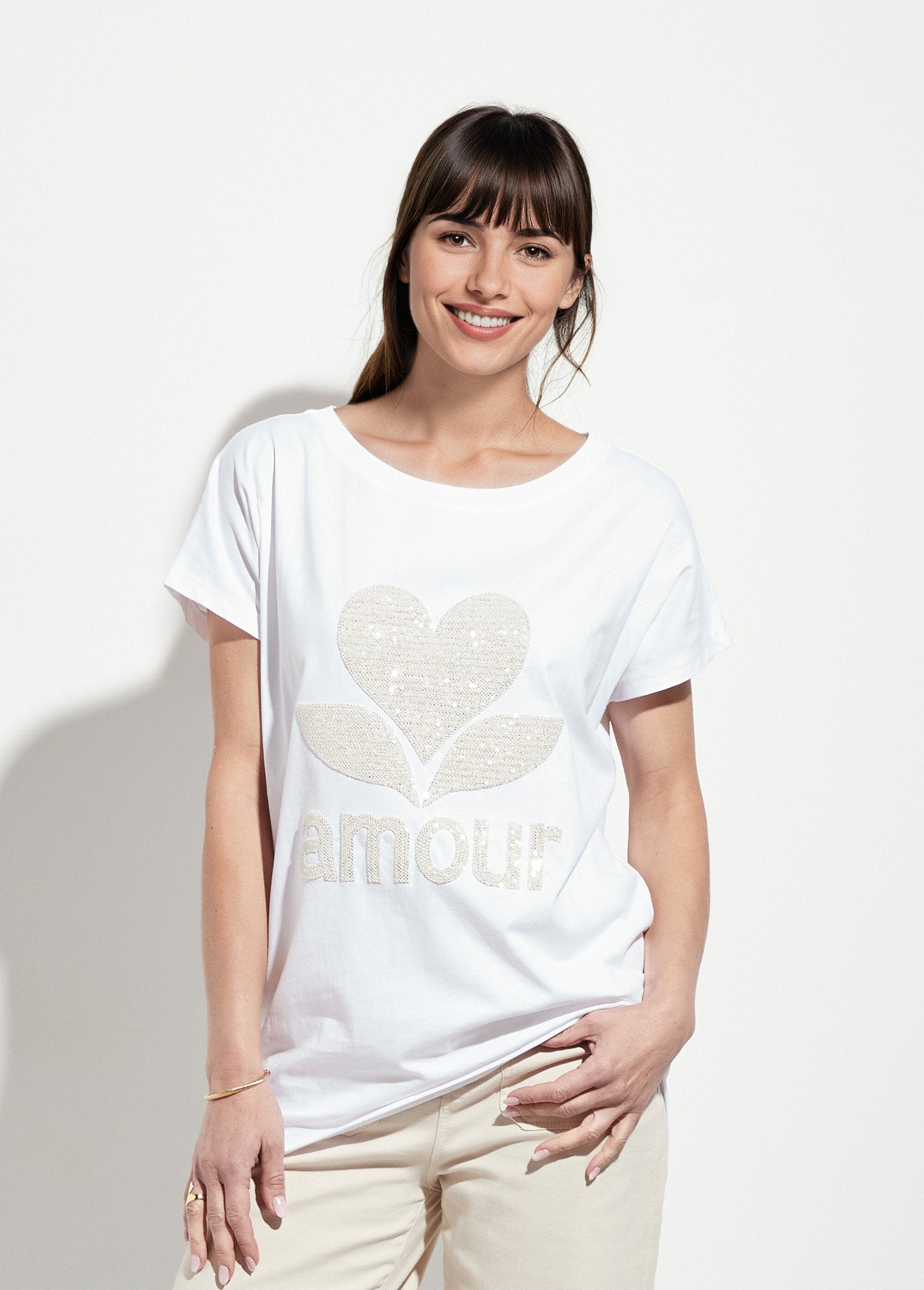 T-shirt_col_rond_motif_pailleté_Amour_Blanc_FA1_slim