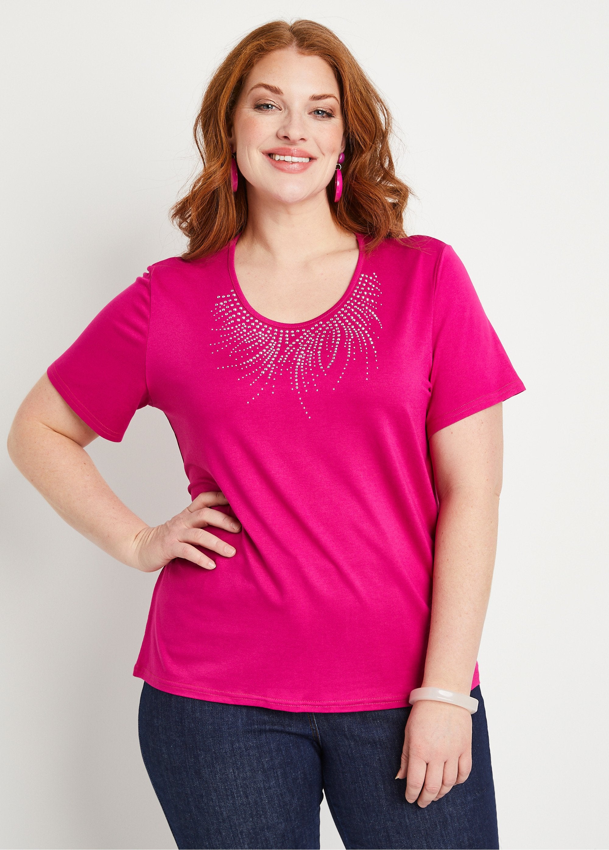 Short-sleeved_cropped_t-shirt_Fuchsia_FA1_curvy