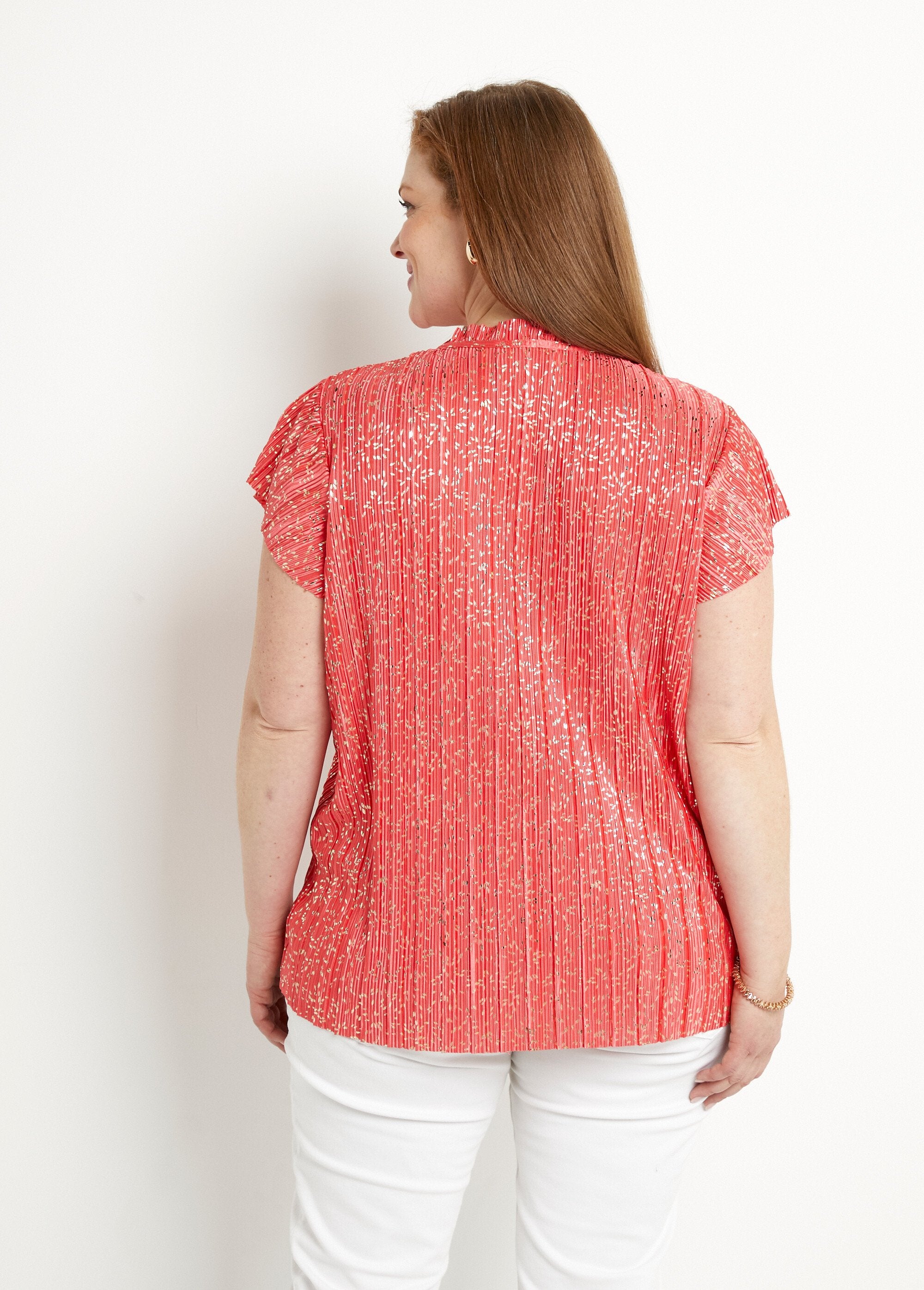 Long_gold_print_short-sleeved_T-shirt_Coral_DO1_curvy