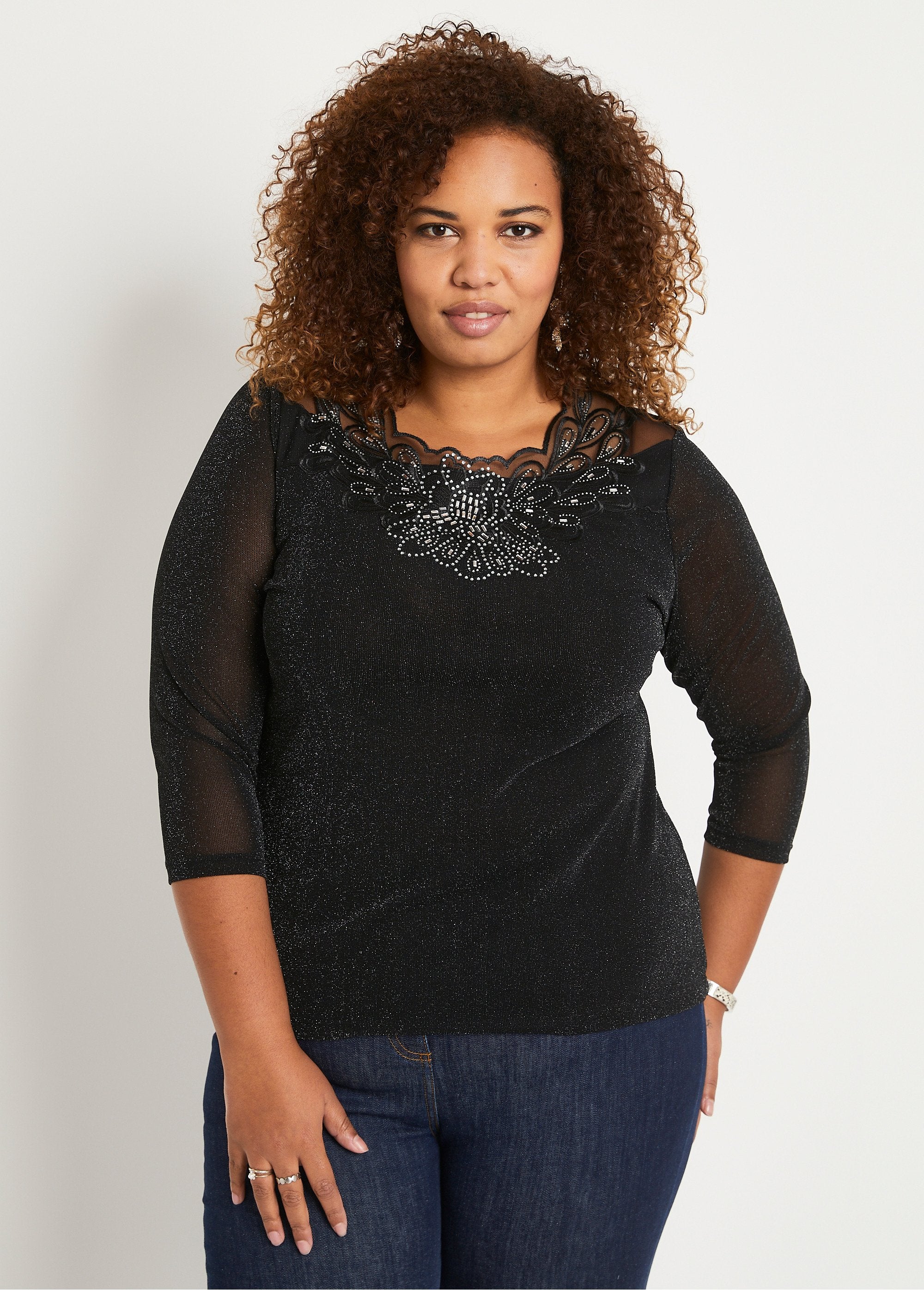 Shiny_embroidered_3/4_sleeve_t-shirt_Black_FA1_curvy