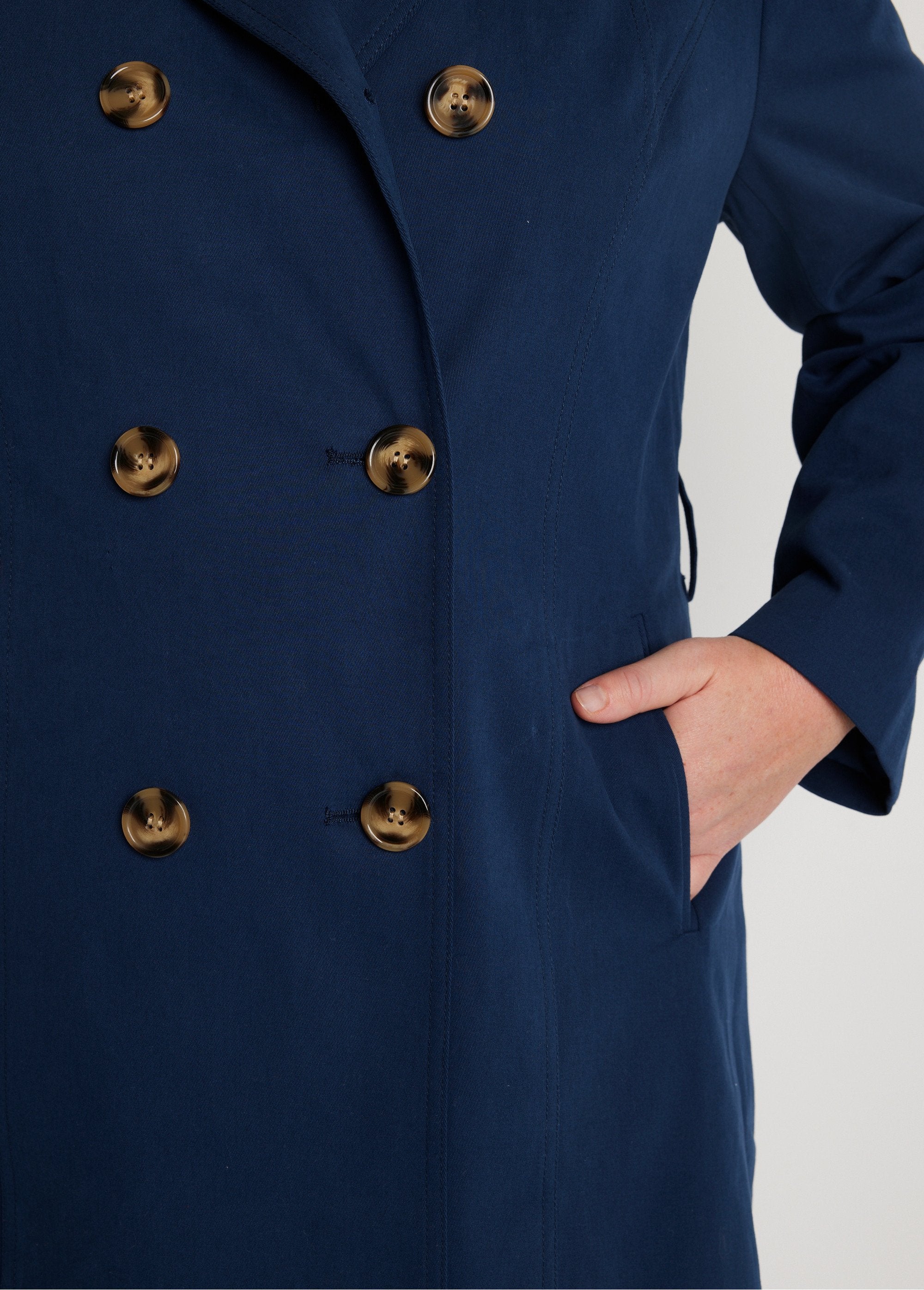 Short_double-breasted_trench_coat_Navy_blue_DE2_slim