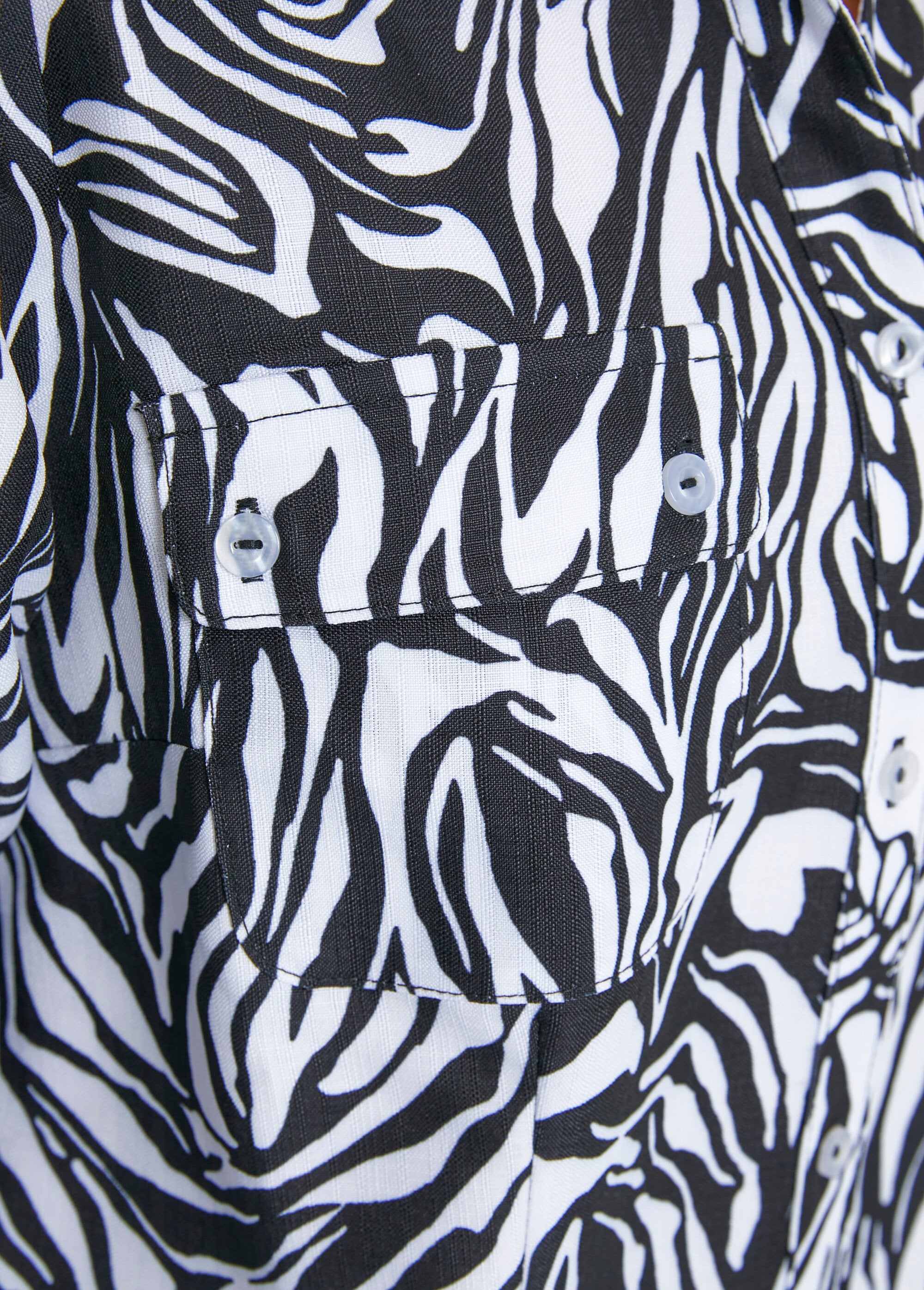 Printed_tunic_with_3/4_sleeves_White_and_Black_DE4_slim